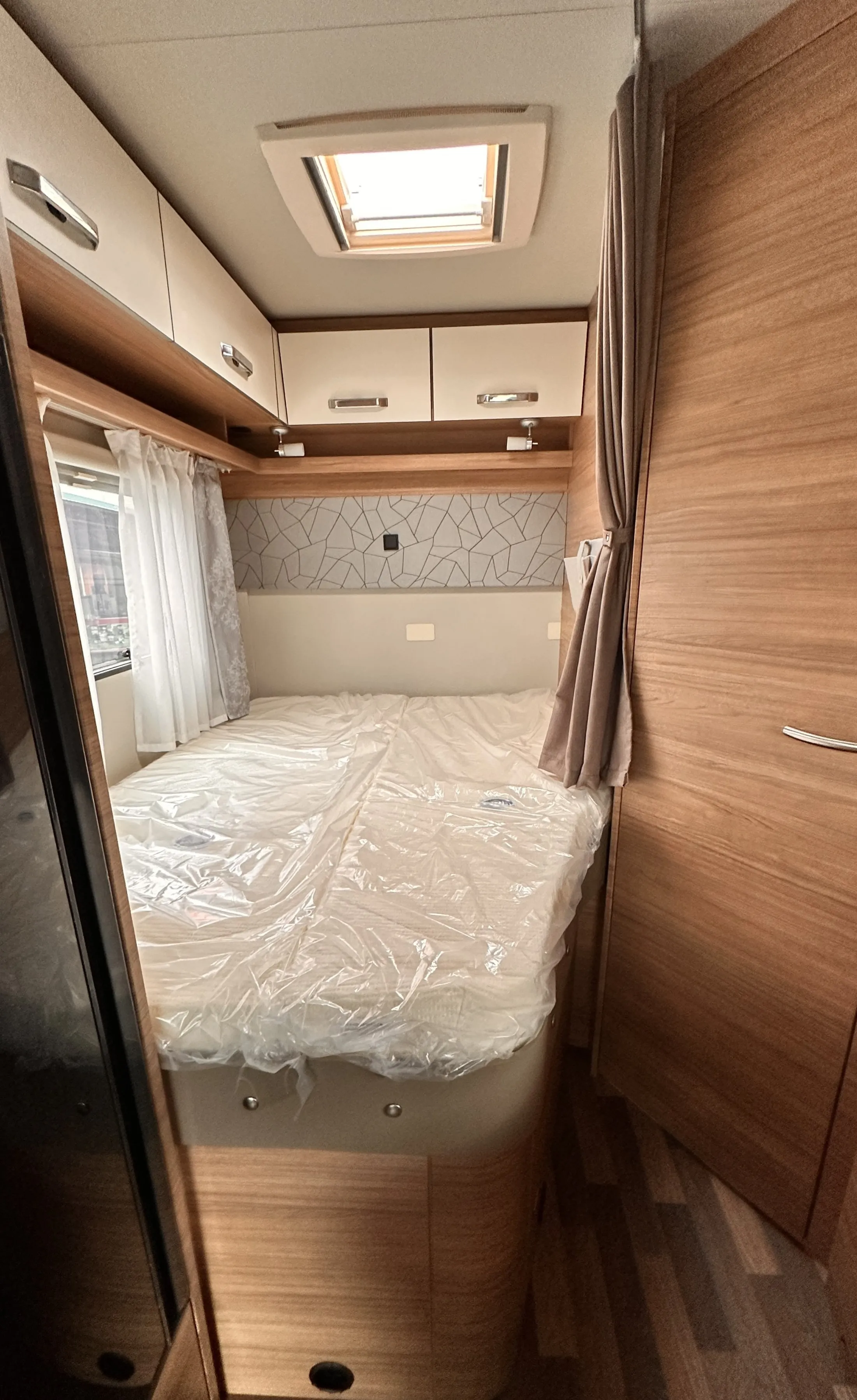 WB CaraSuite 650 MF 4946 (8).JPG