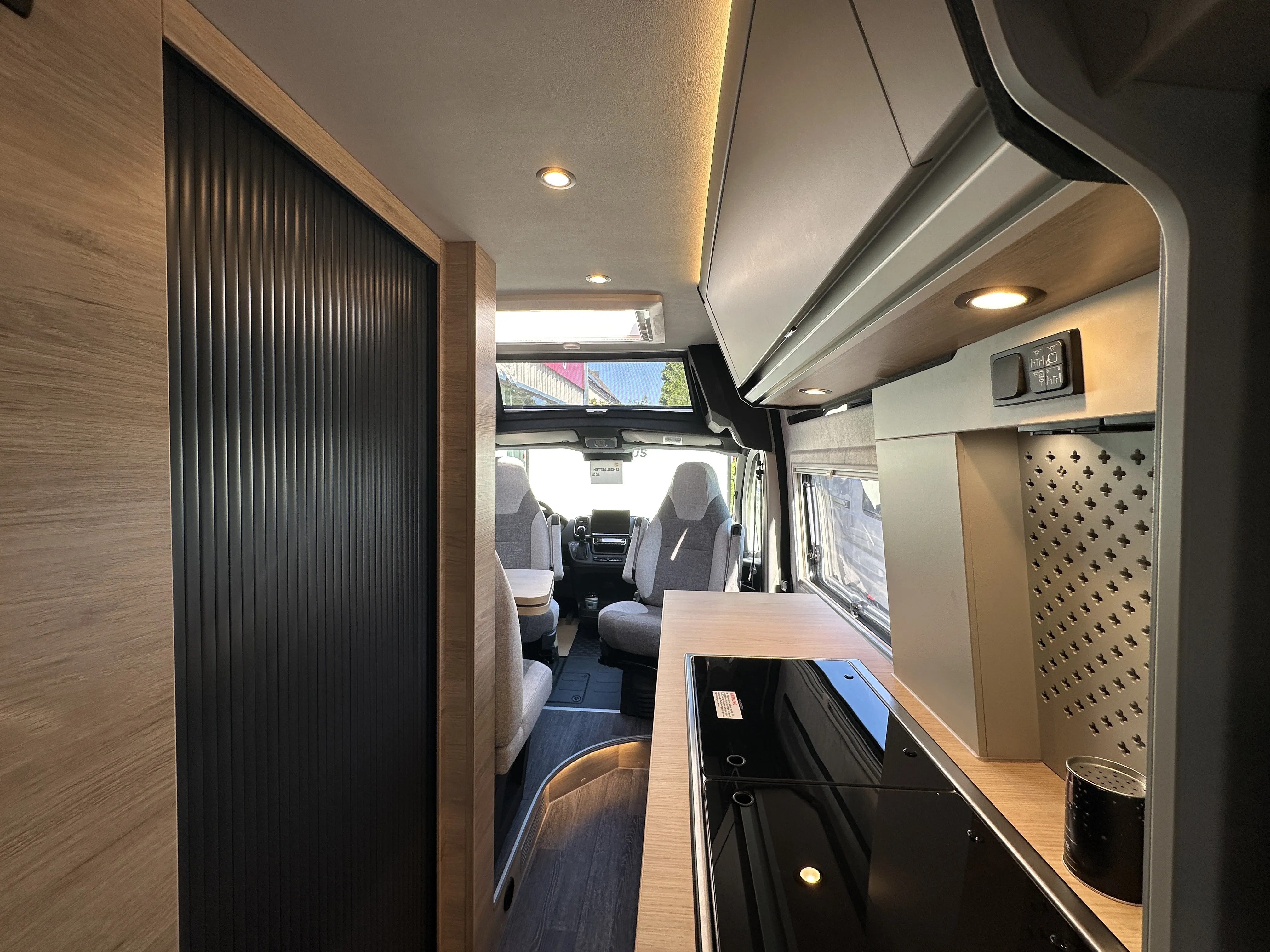 Knaus boxTime 630 MX 5235 (17).JPG