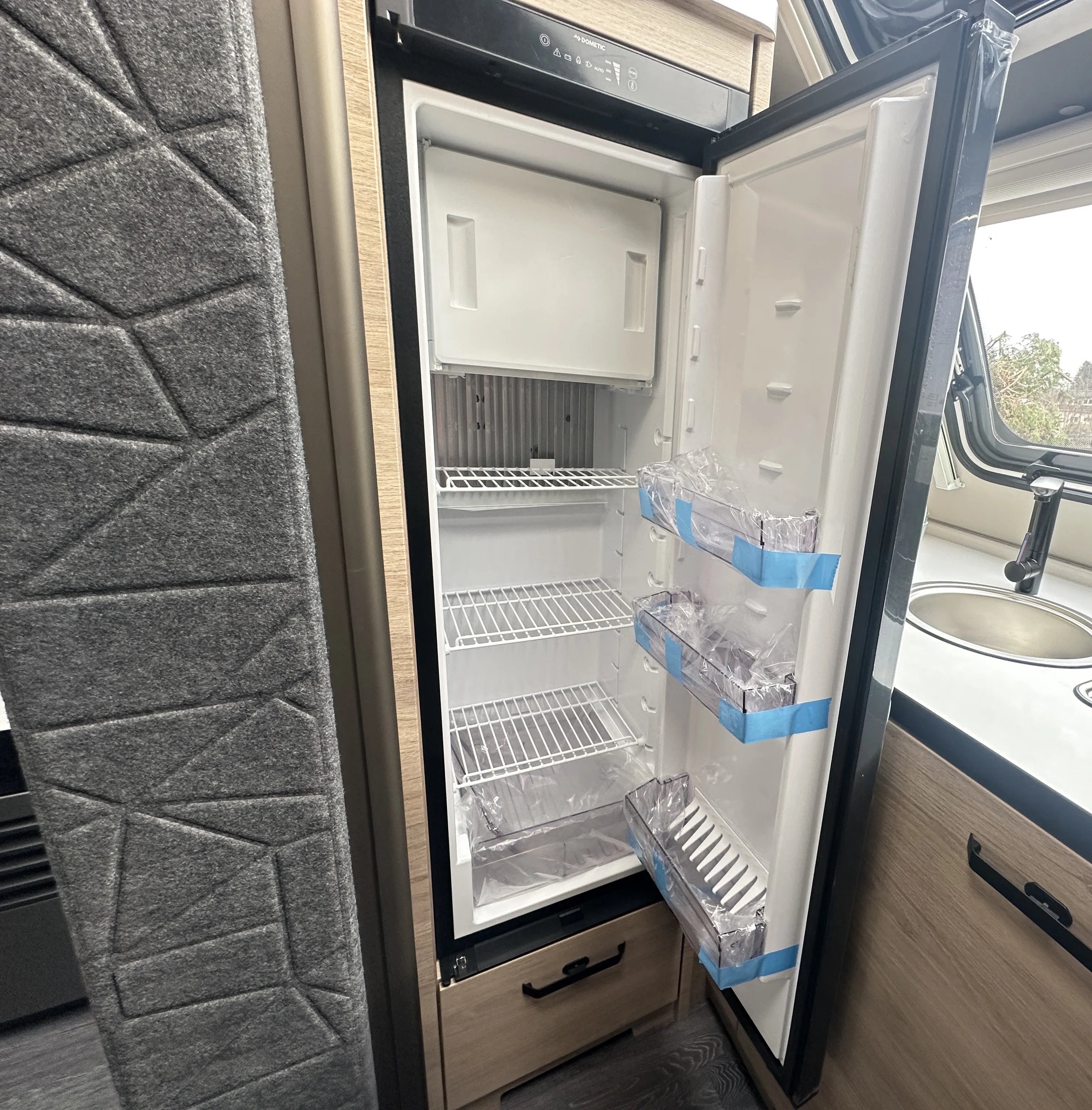 WB CaraOne 390 PUH 2026 - 4980 (9).JPG