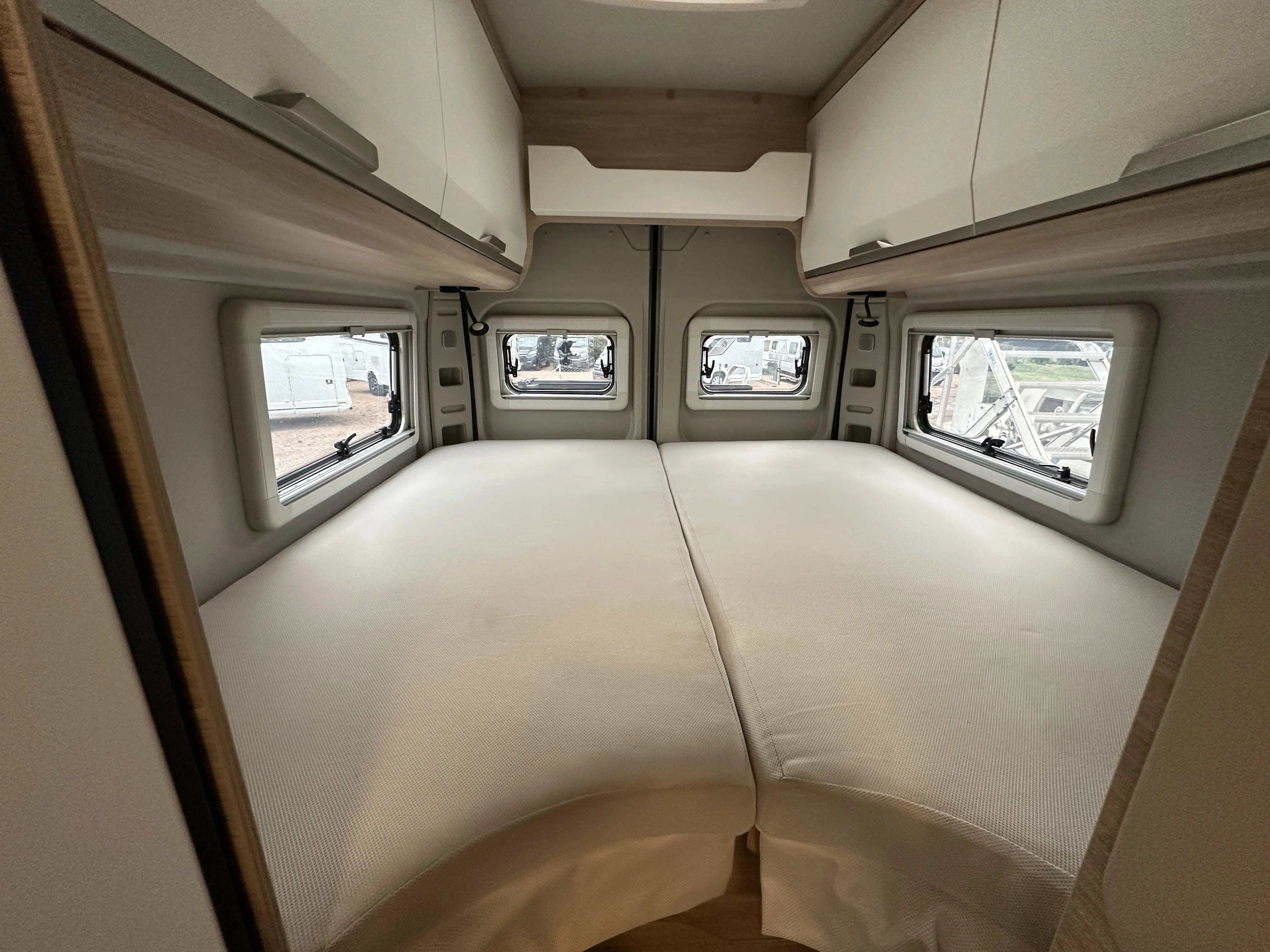 KNAUS FREEWAY 630   5139 (8).JPG