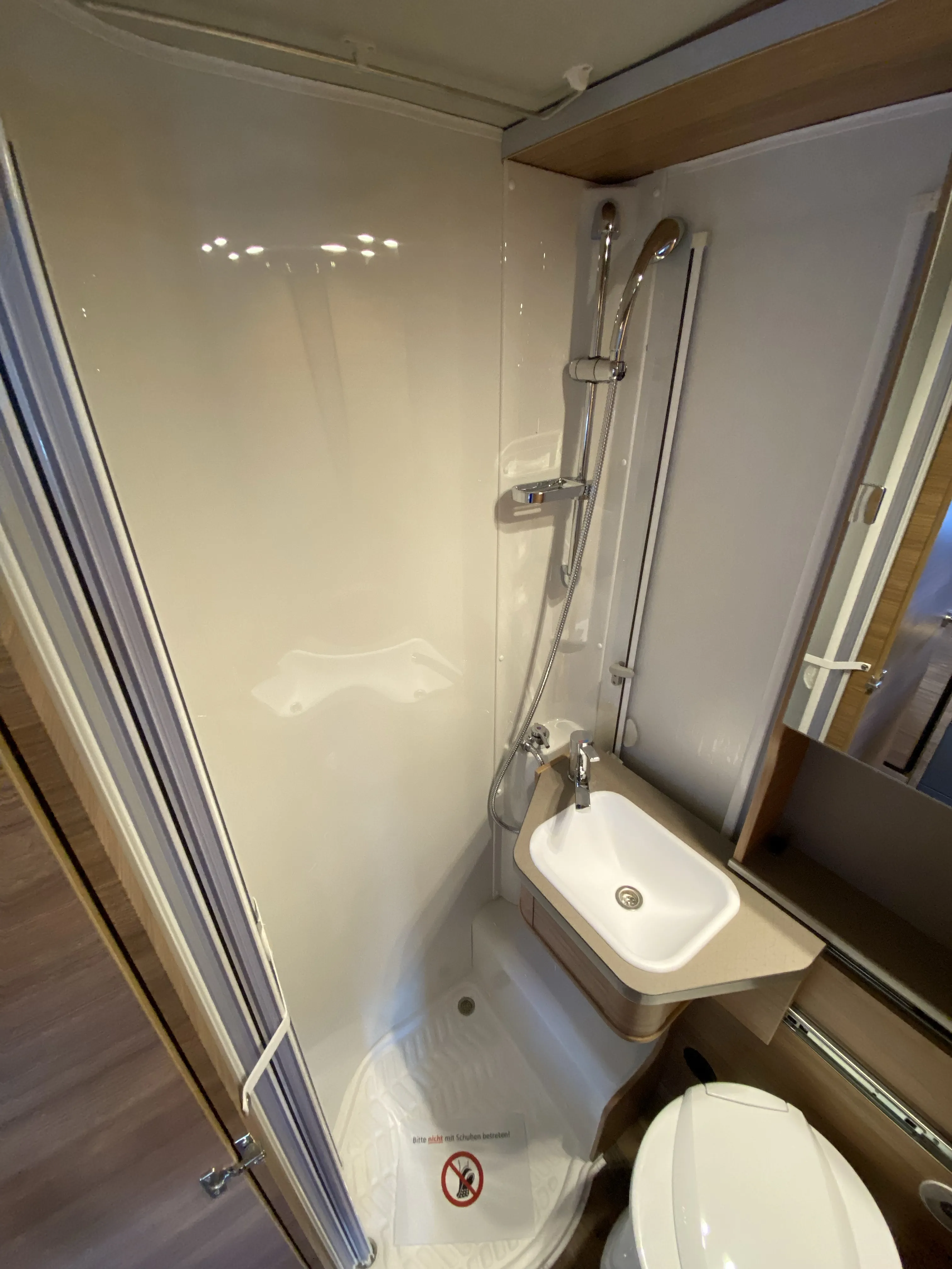 WB Pepper Suite 640 MEG 4001 (17)2.webp