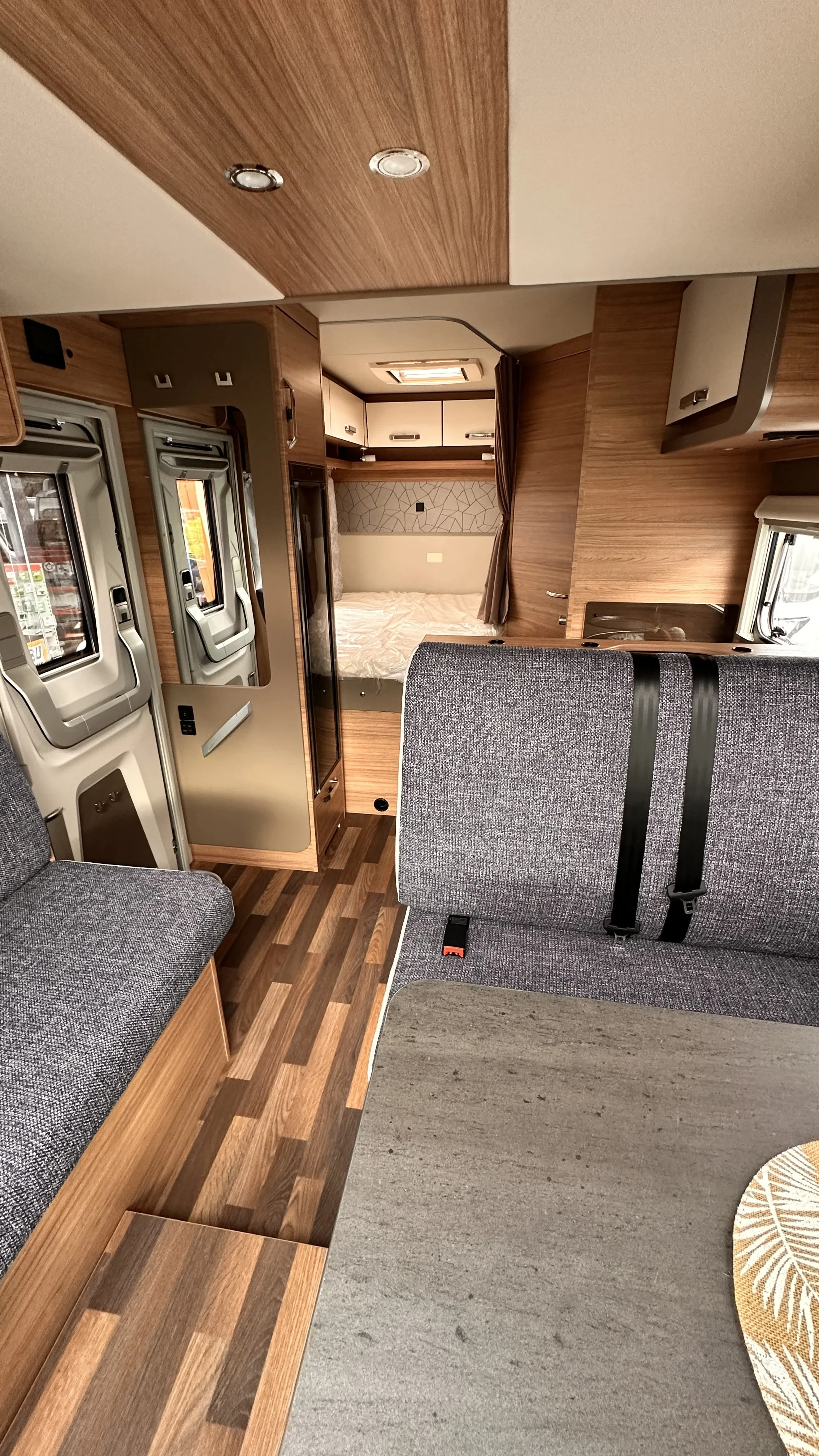 WB CaraSuite 650 MF 4946 (7).JPG