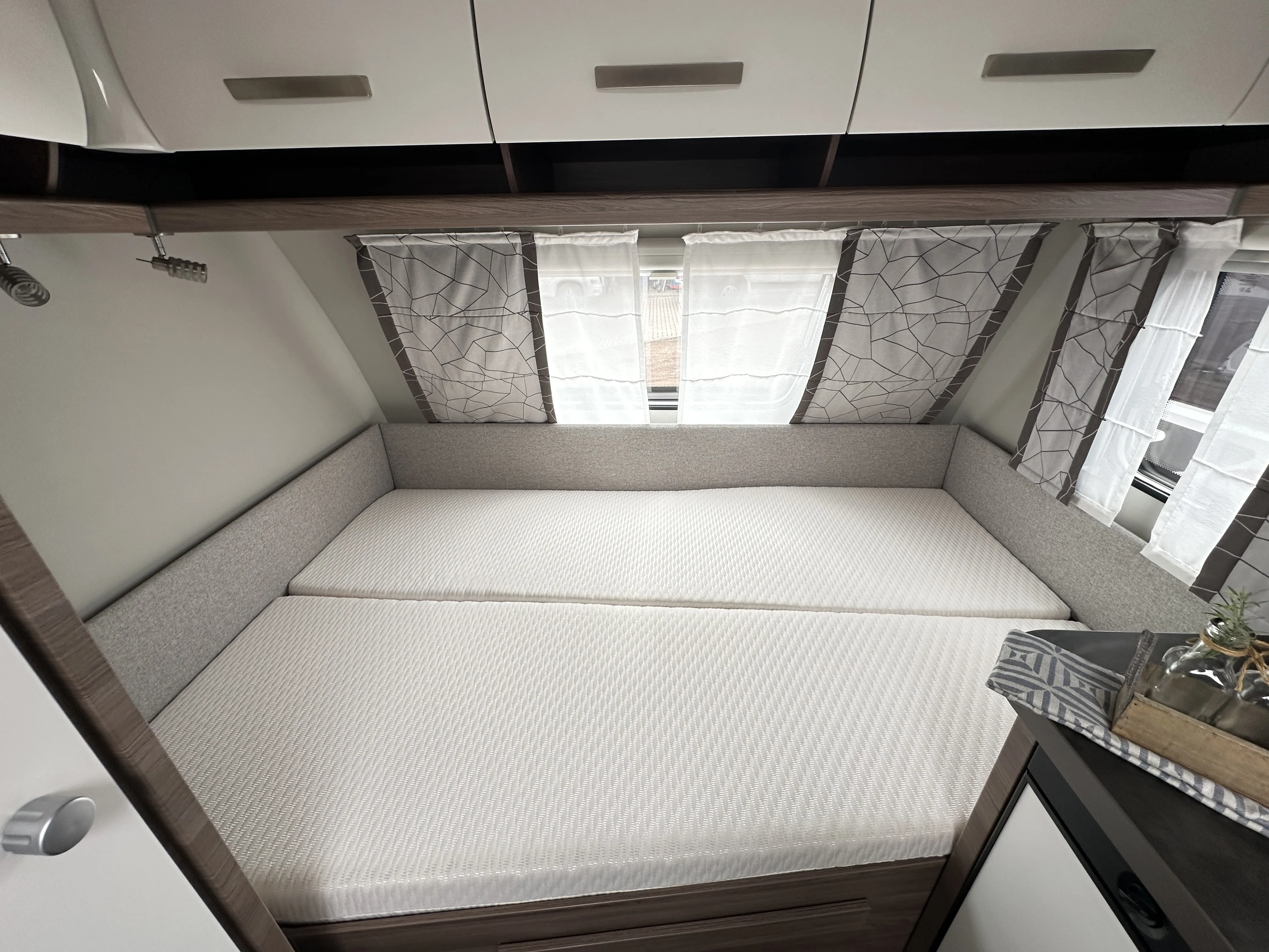 Knaus sport 400 QD 5082 (7).JPG