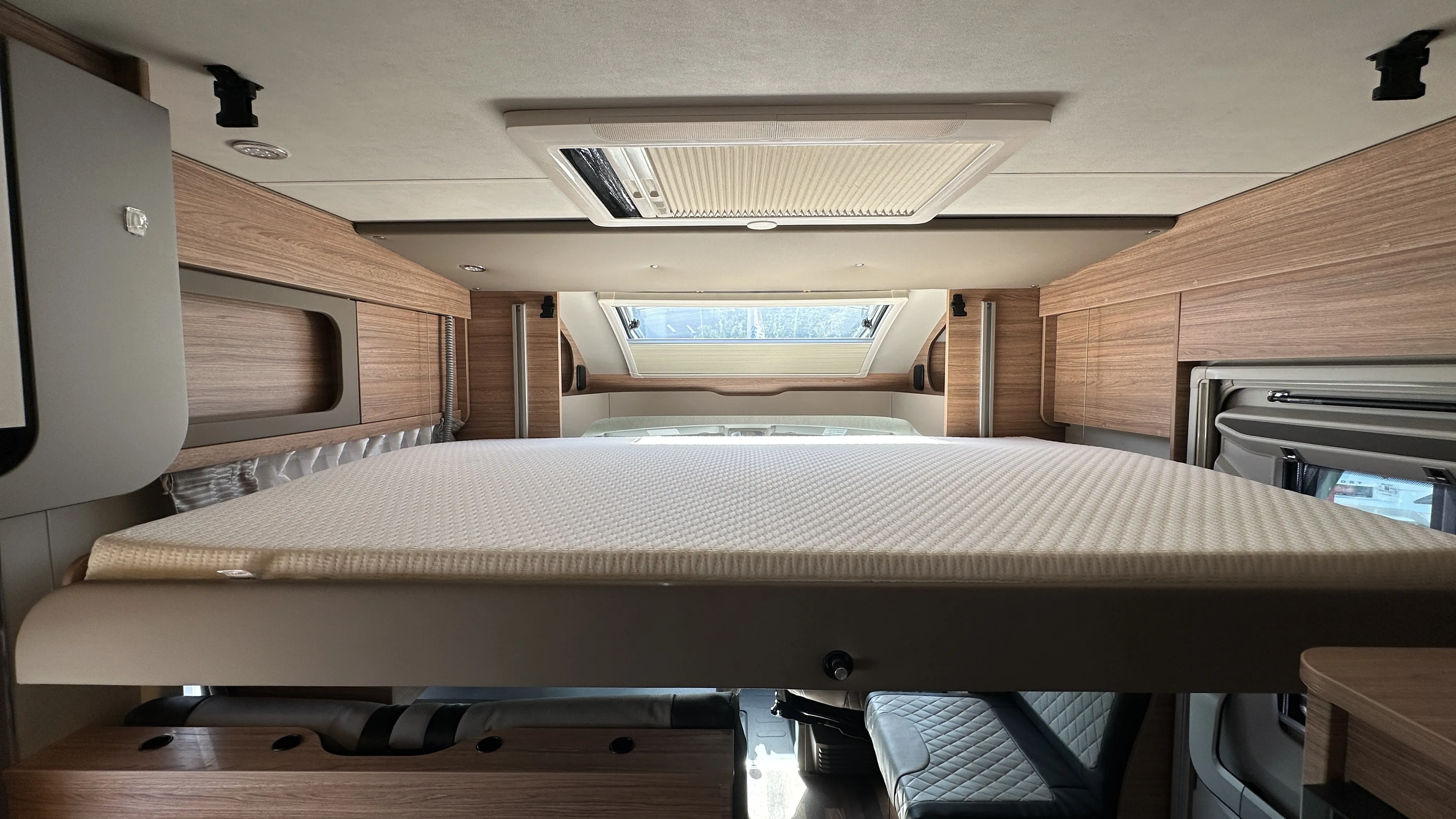 Weinsberg CaraSuite 650 MEG - 4817 - Miet 56 (12).JPG