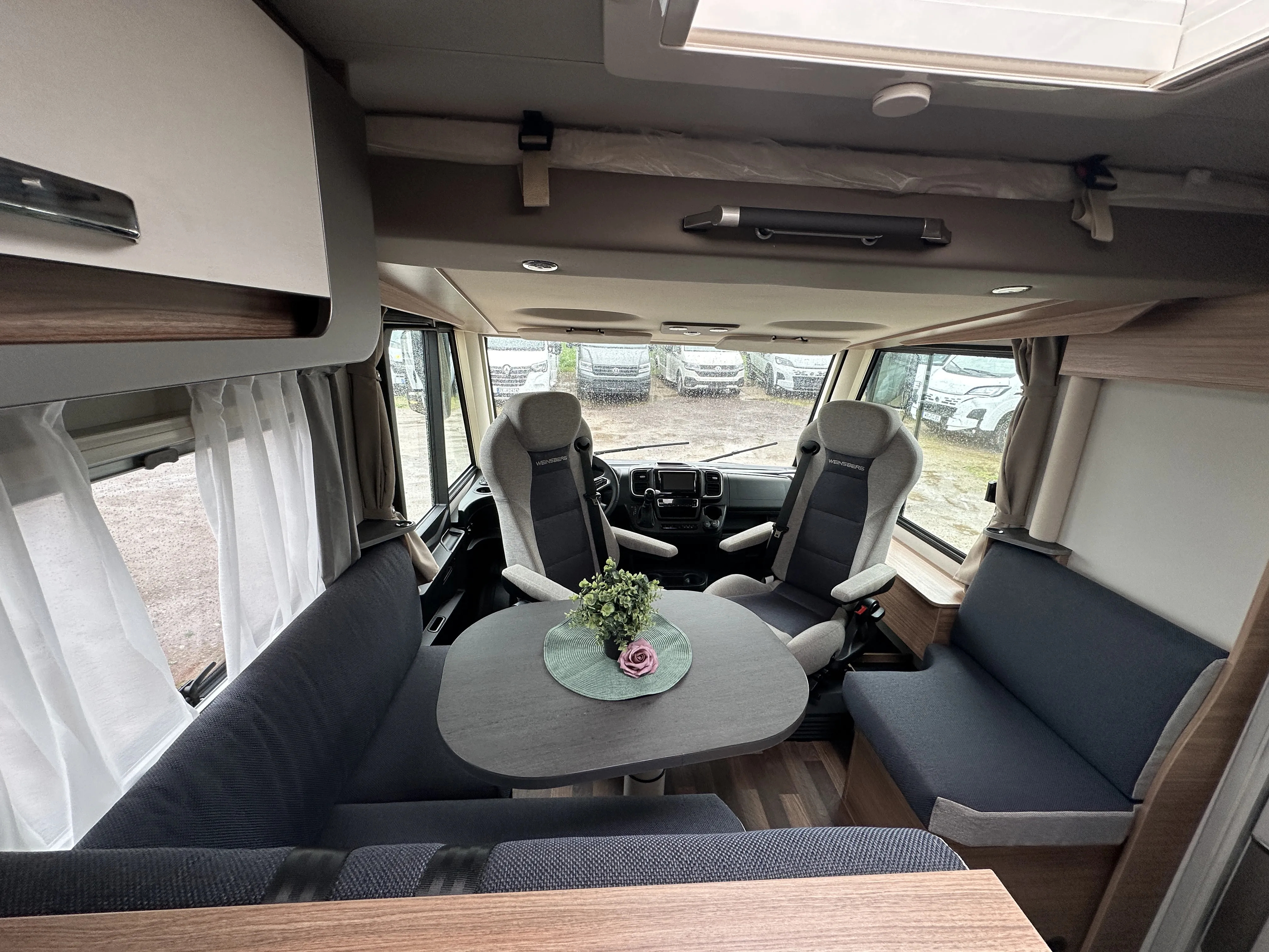 WB CaraCore 700 MEG 5081 (2).JPG