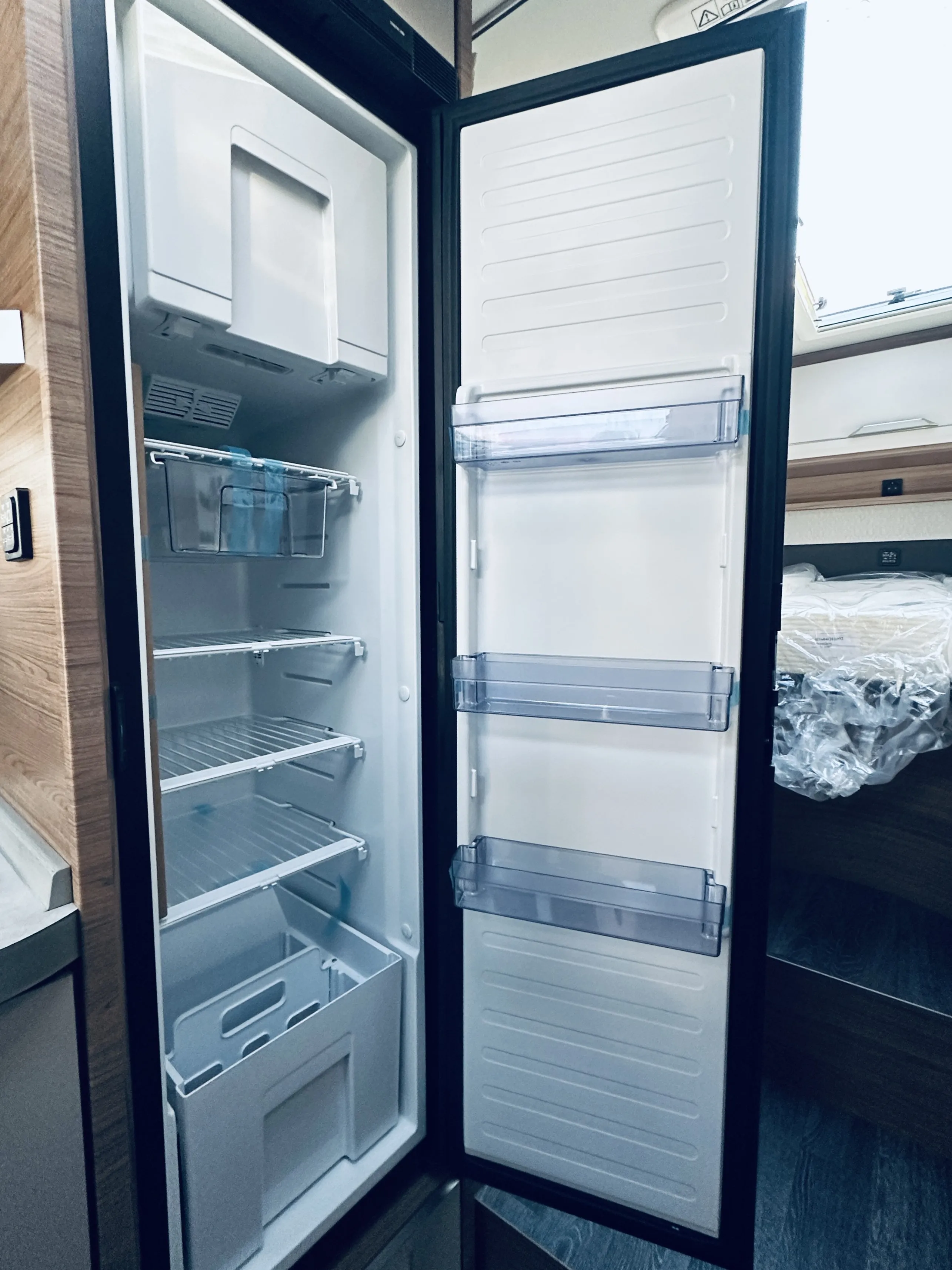 Knaus Van Ti 640 MEG 4975 (16).44175972.JPG