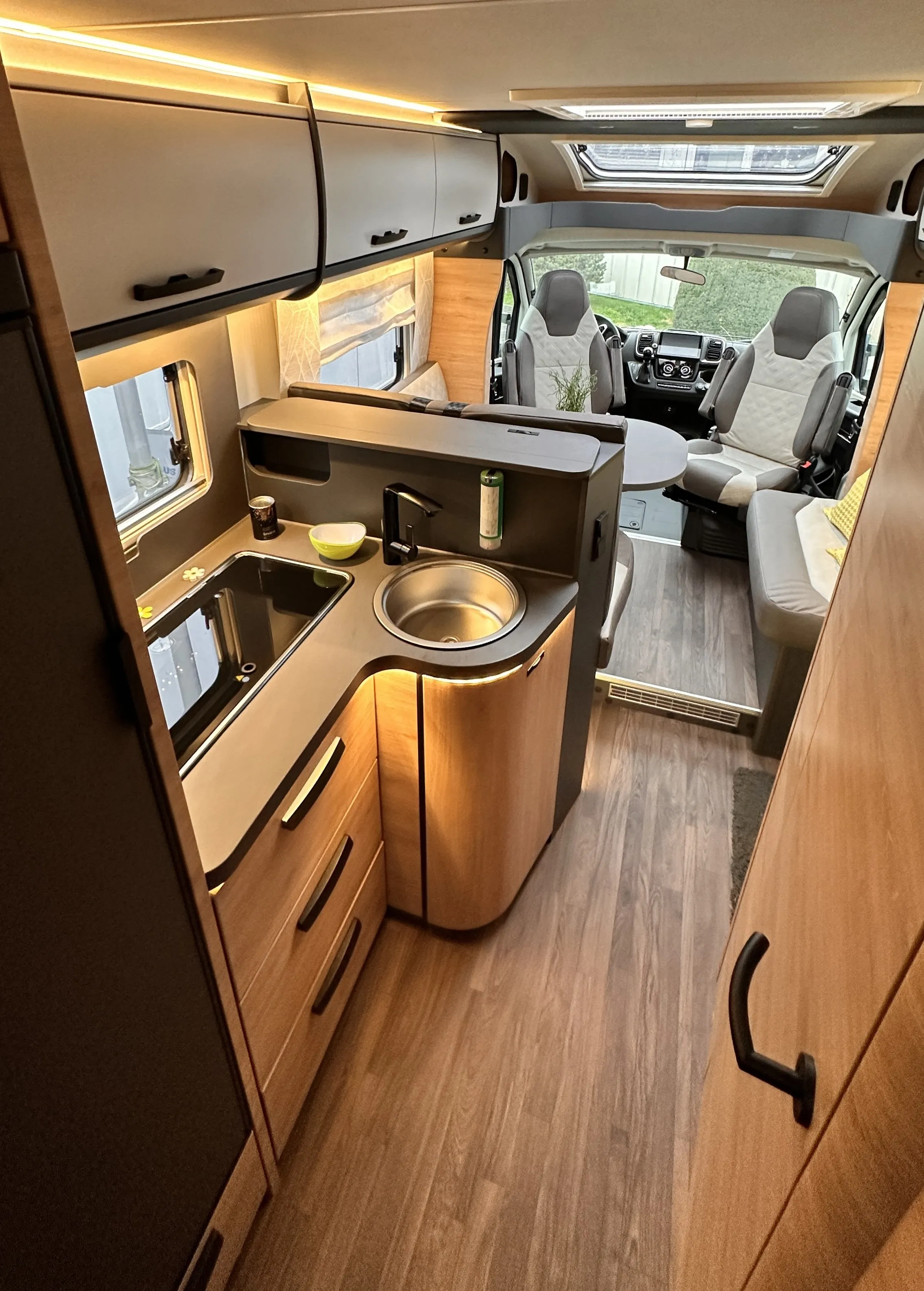 Knaus Live Ti 700 MEG 4762 (11).41668826.JPG