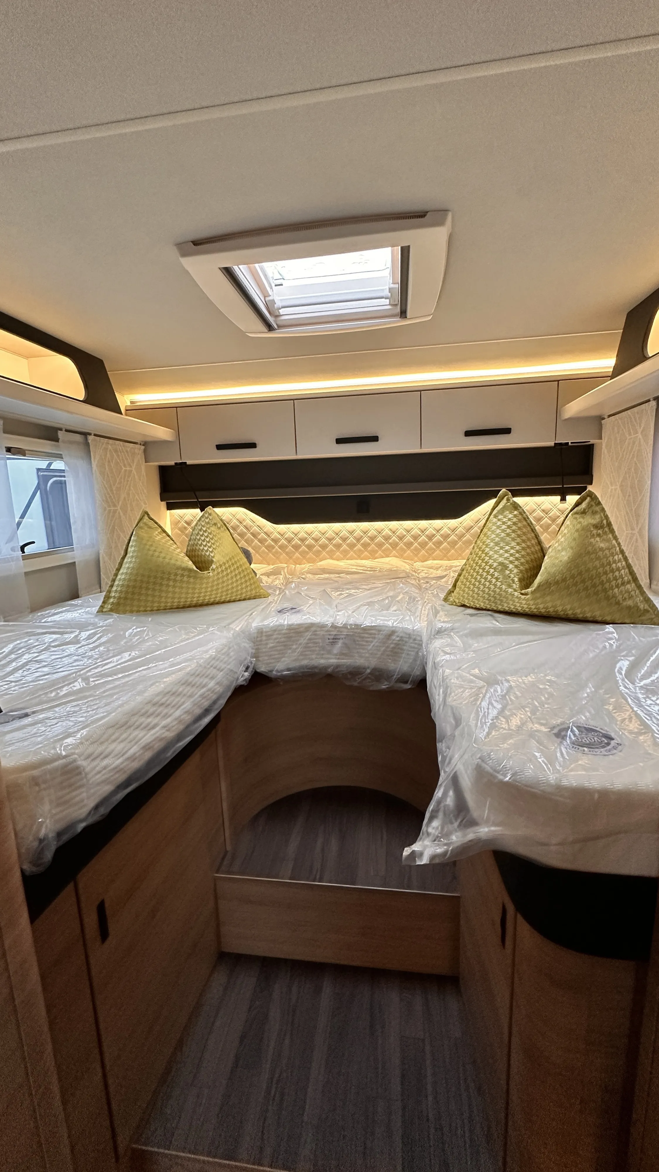 Knaus Live Ti 700 MEG 4762 (9).38649635.JPG