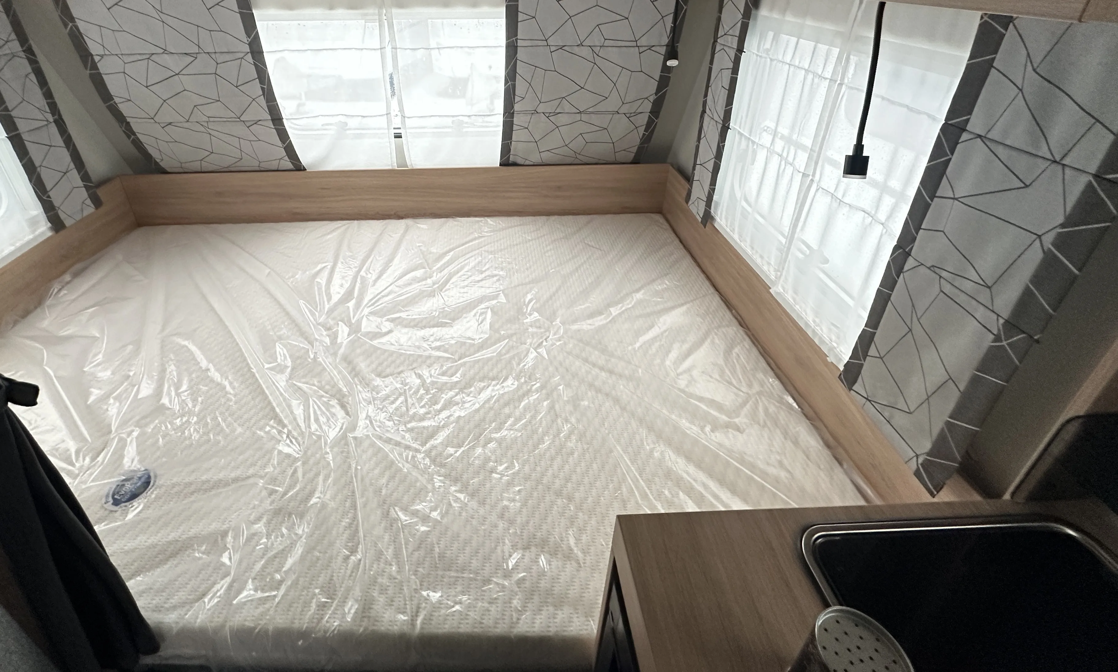 Knaus sport 420 QD 4970 (9).JPG