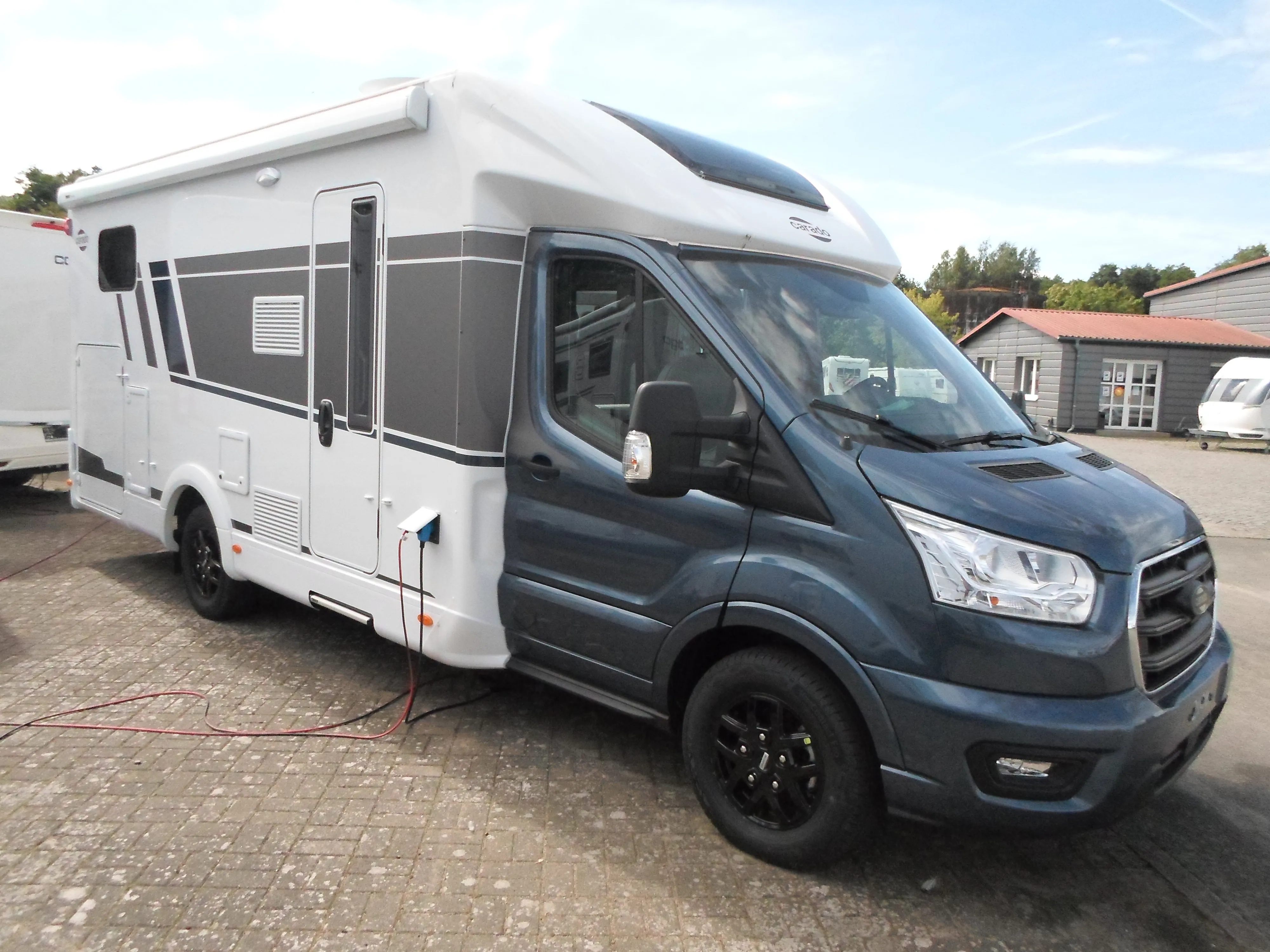 38574266.JPG