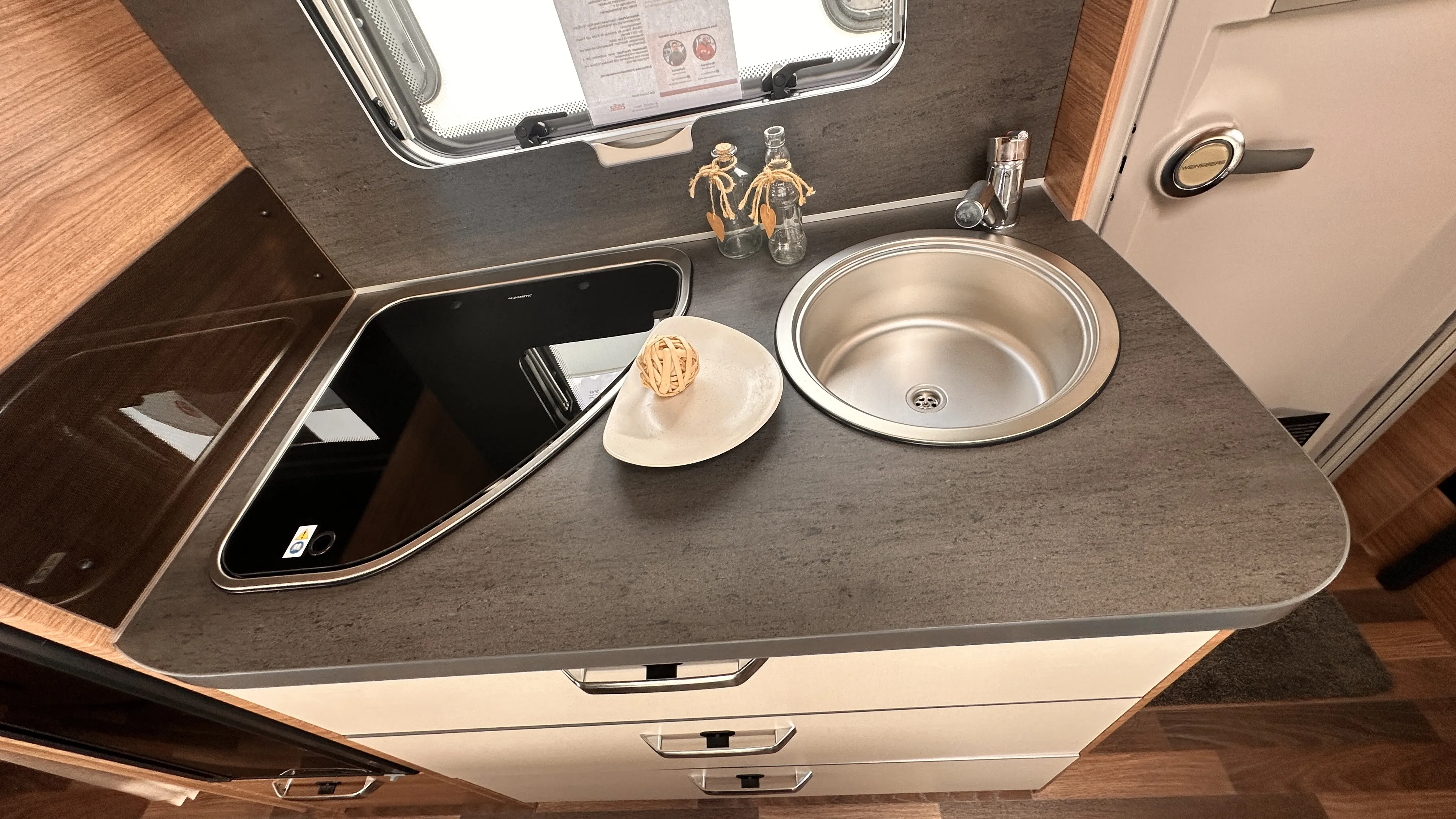 WB CaraOne 500 FDK 4727 (10).JPG