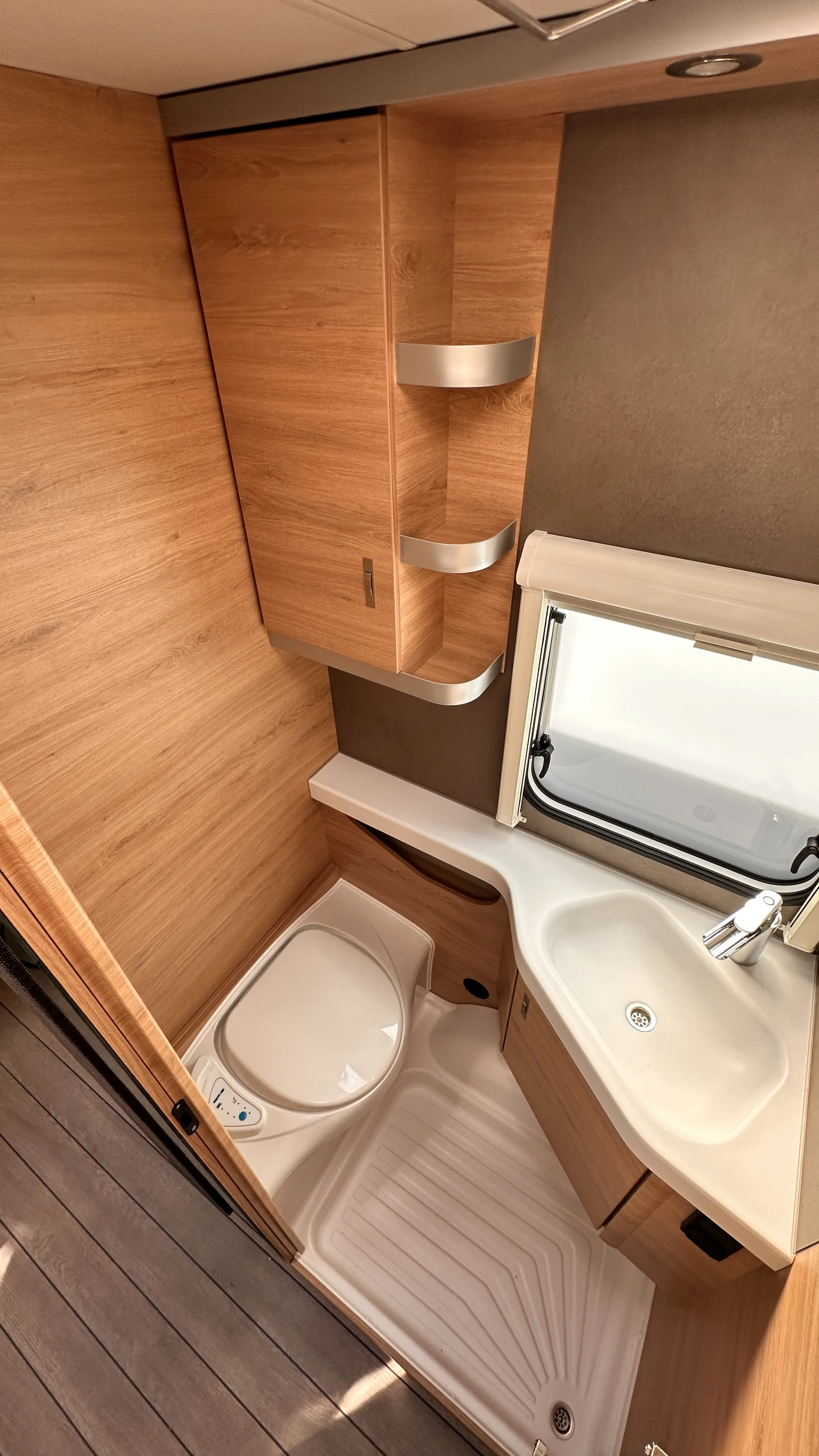 Knaus SW 500 EU 4929 (18).JPG