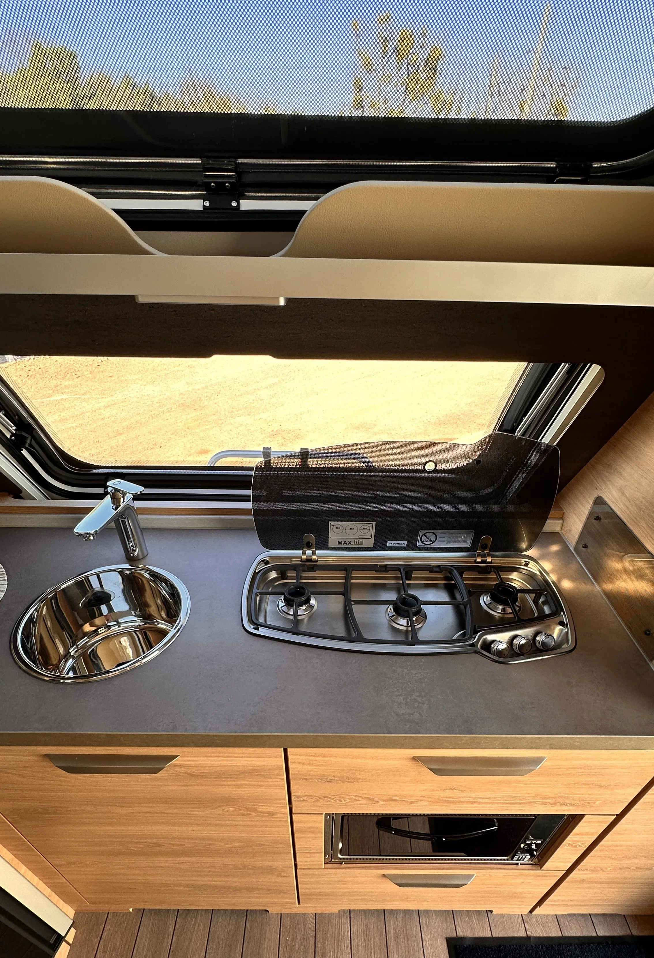 Knaus SW 650 PXB 4856 (25).JPG