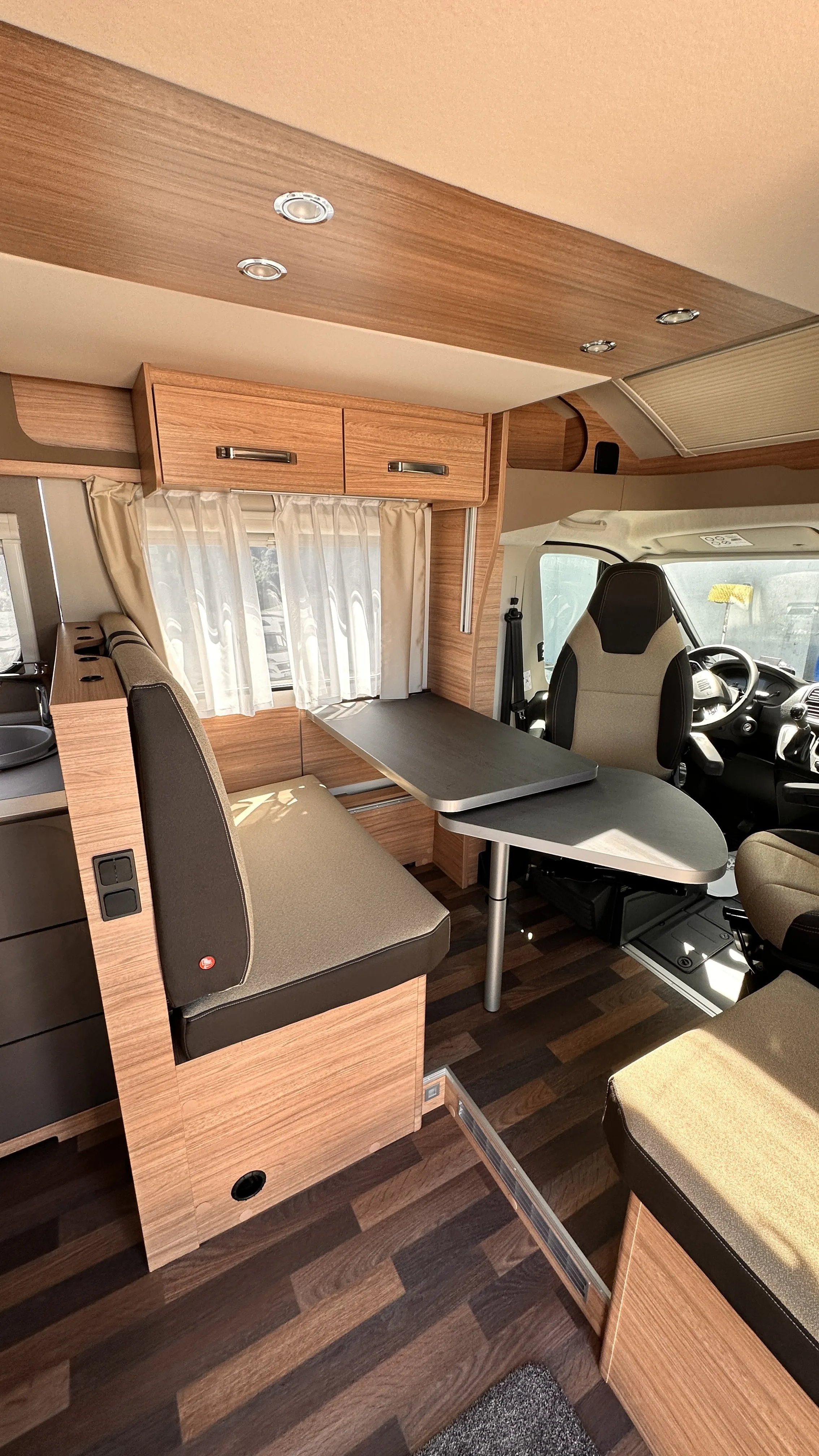 WB CaraSuite b700 MEG 4849 -Miet 54 - 2025 (10).JPG