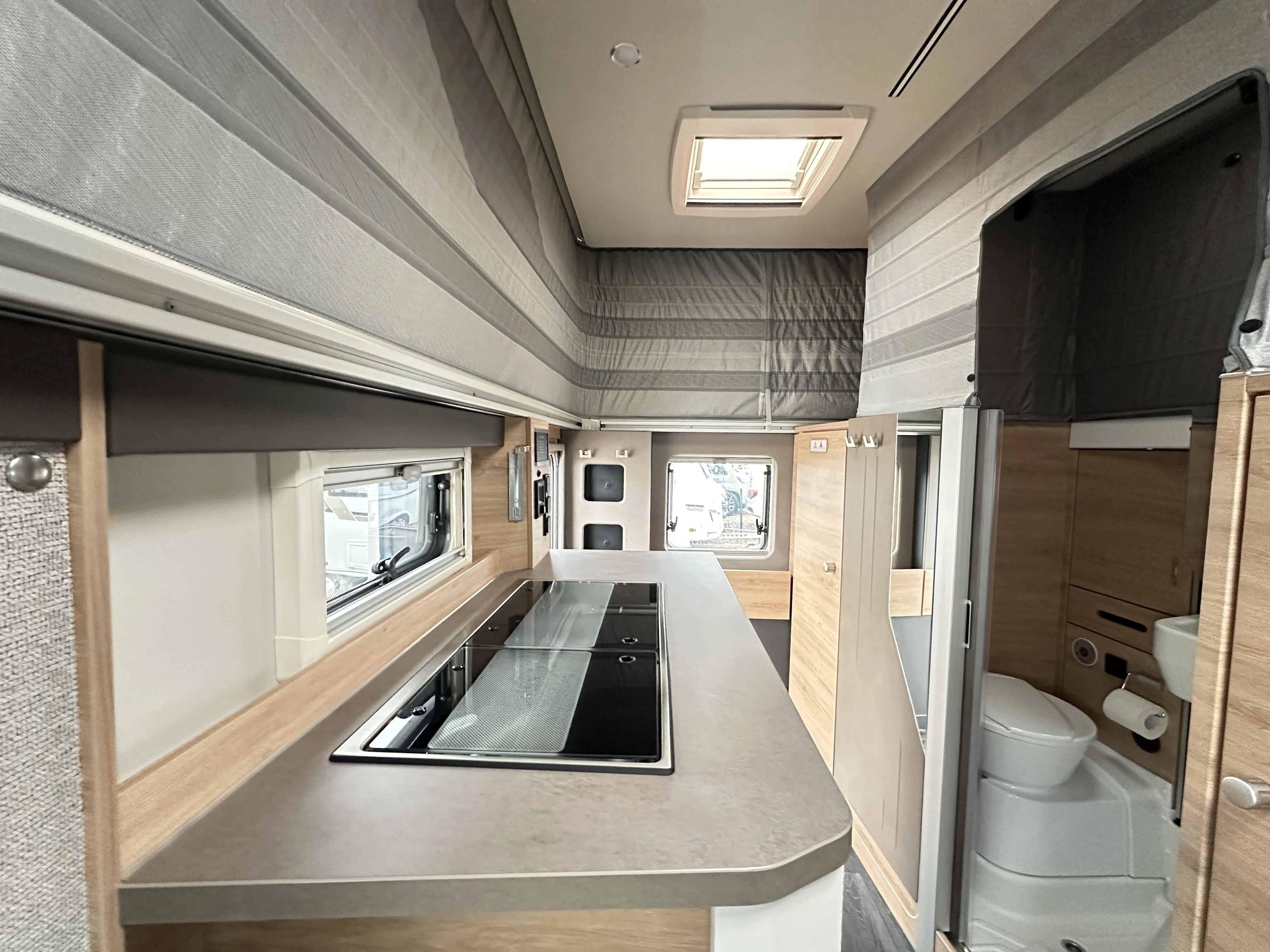 Knaus Tourer CUV 500 LT  - 4540   (14).JPG