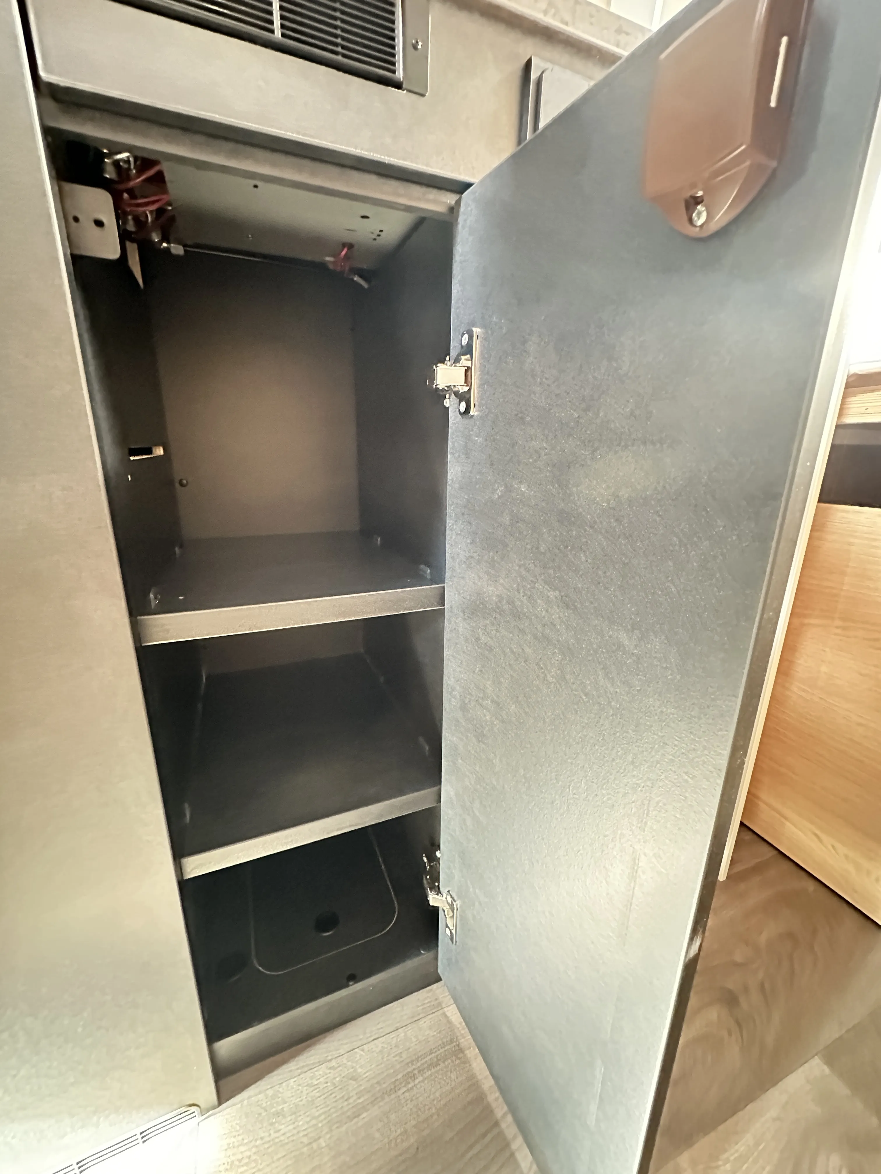 Sunlight Cliff 600 5030 (20)0.webp