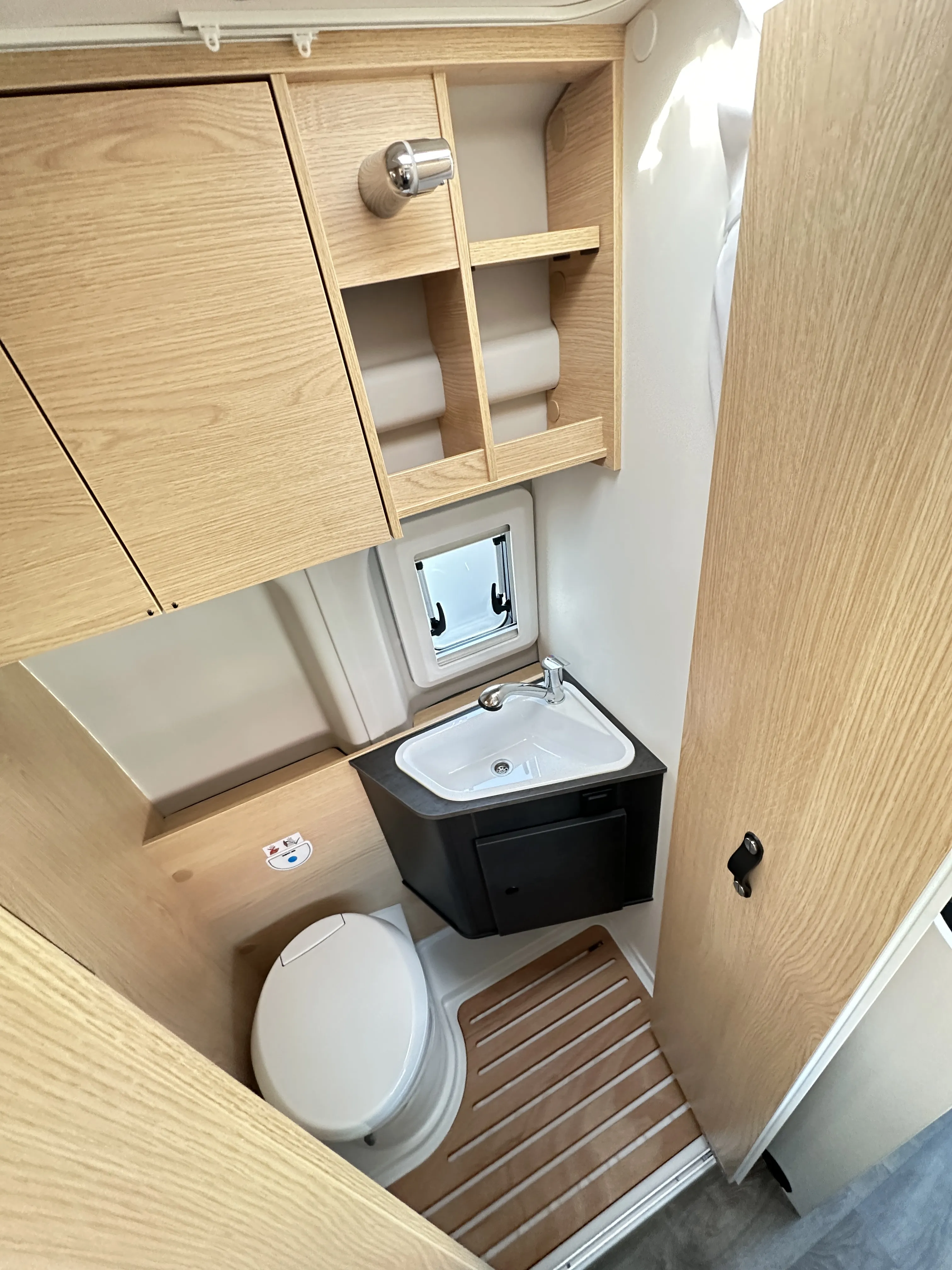 Sunlight A Cliff 4 x 4 -5065   (10)3.webp