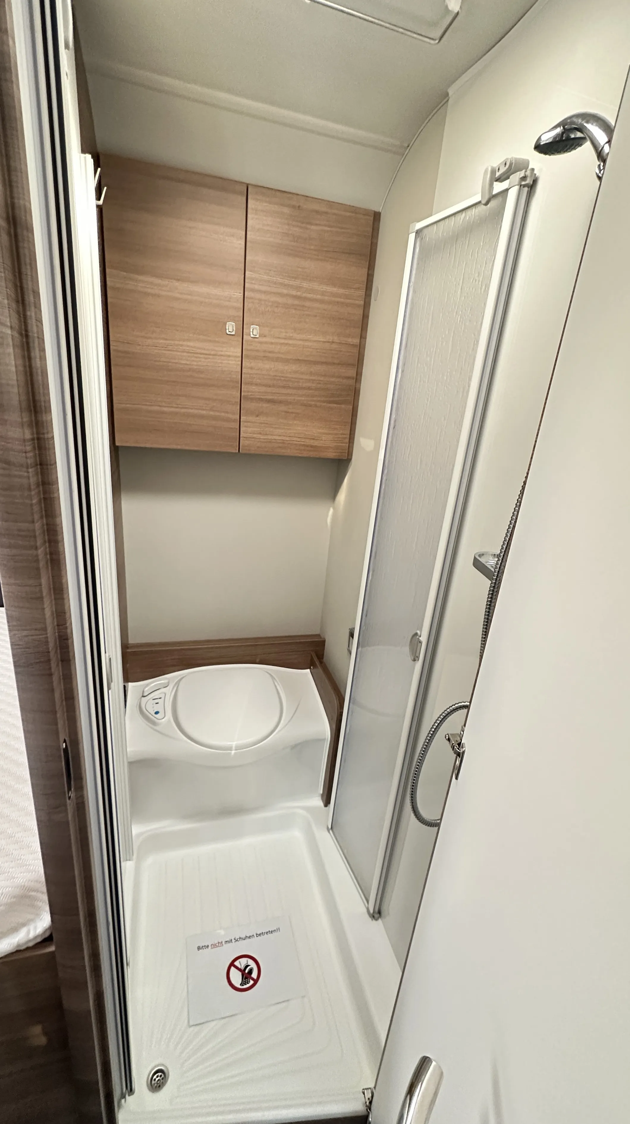 Knaus Live Wave 650 MF gebr. 5067 (15).JPG