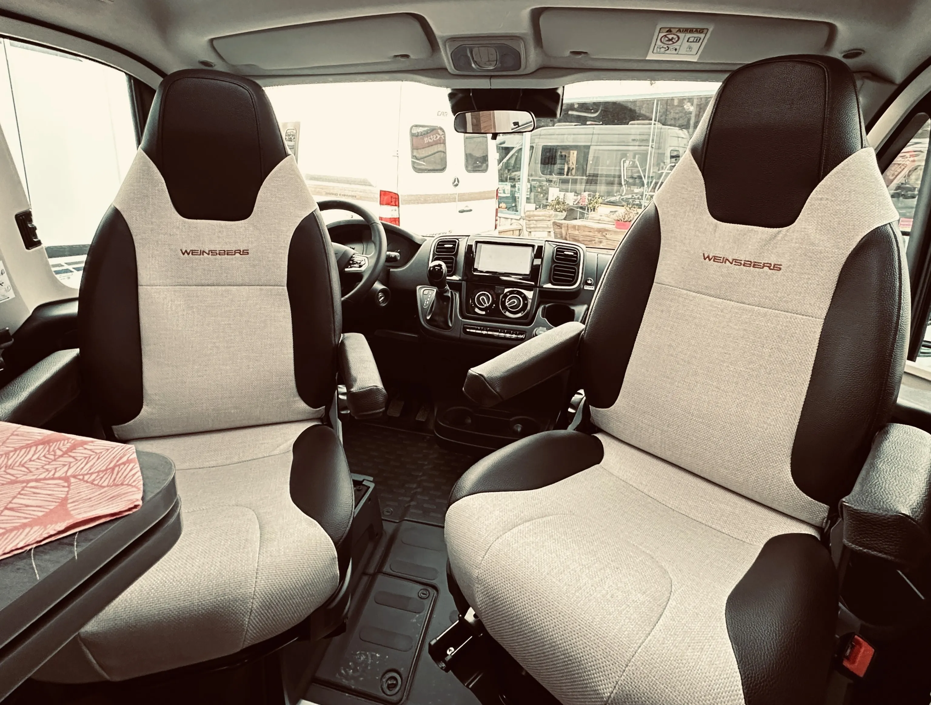 WB Pepper 600 MEG 4953 (14).JPG