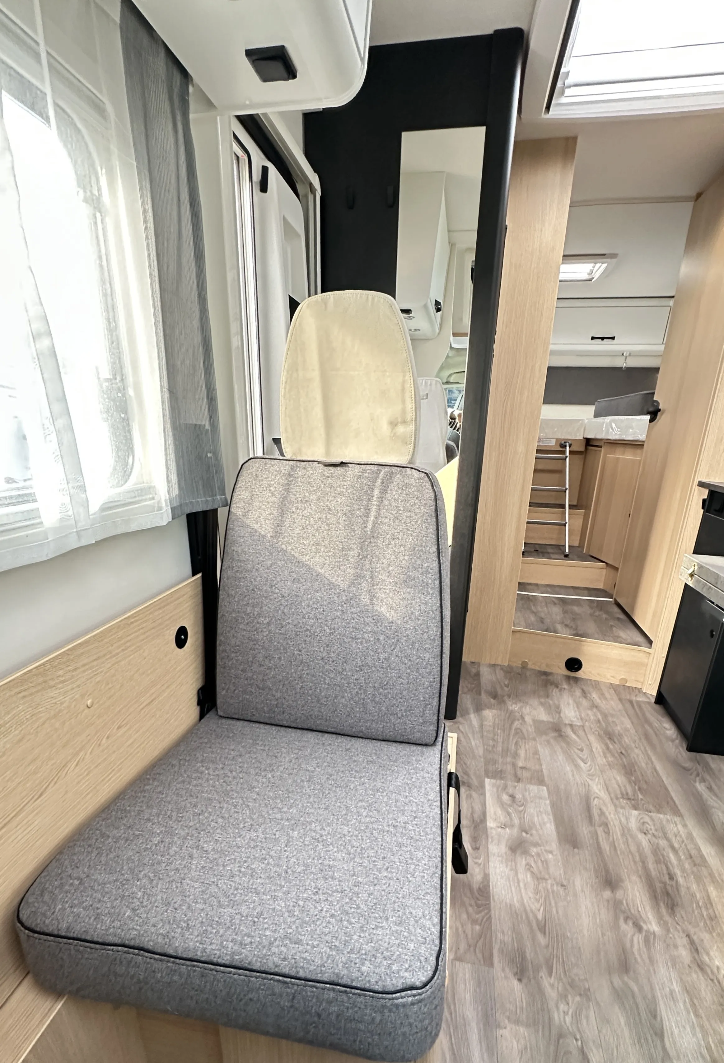 Sunlight T68 C 5031 (29).JPG