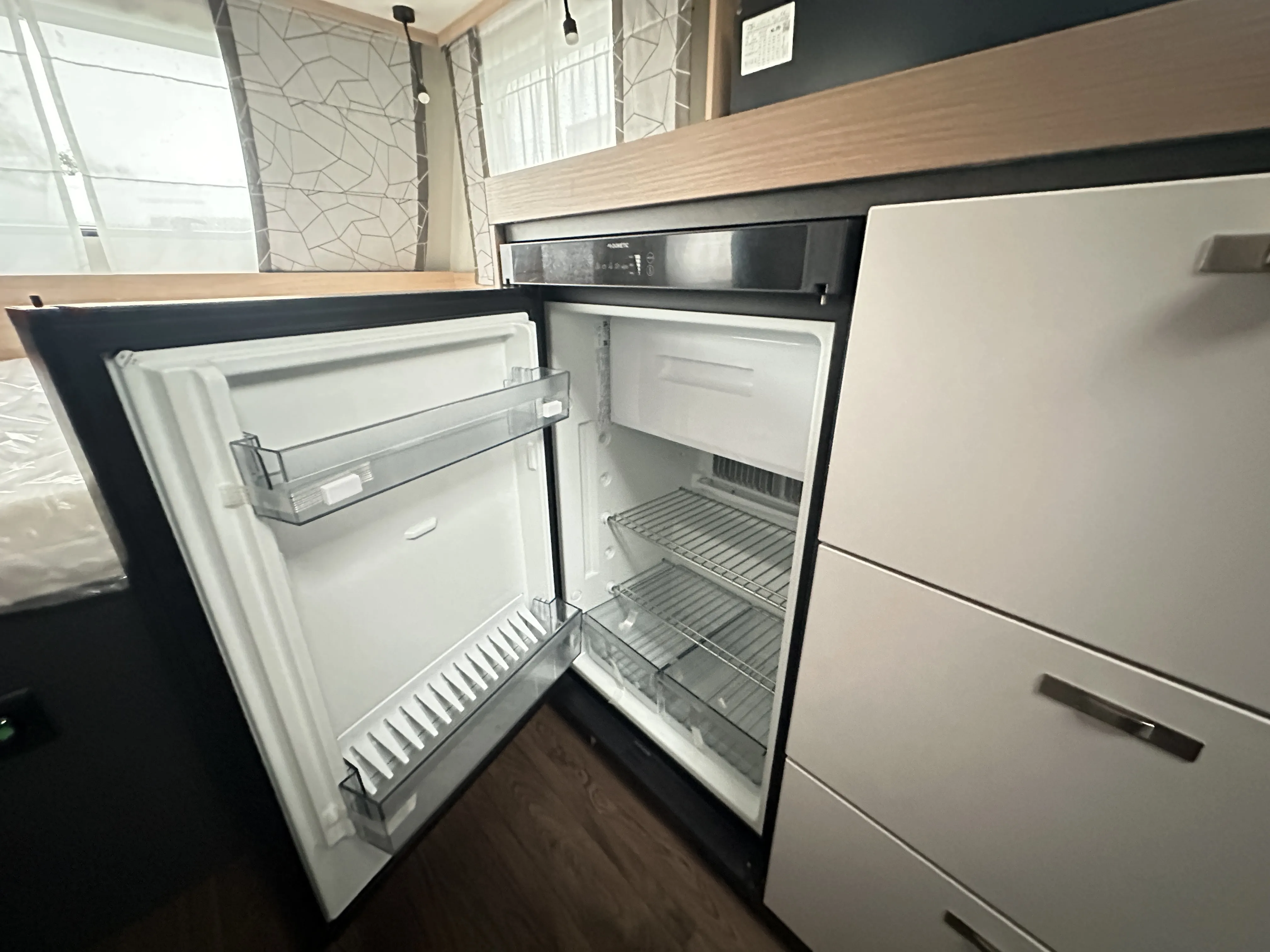 Knaus sport 420 QD 4970 (16).JPG