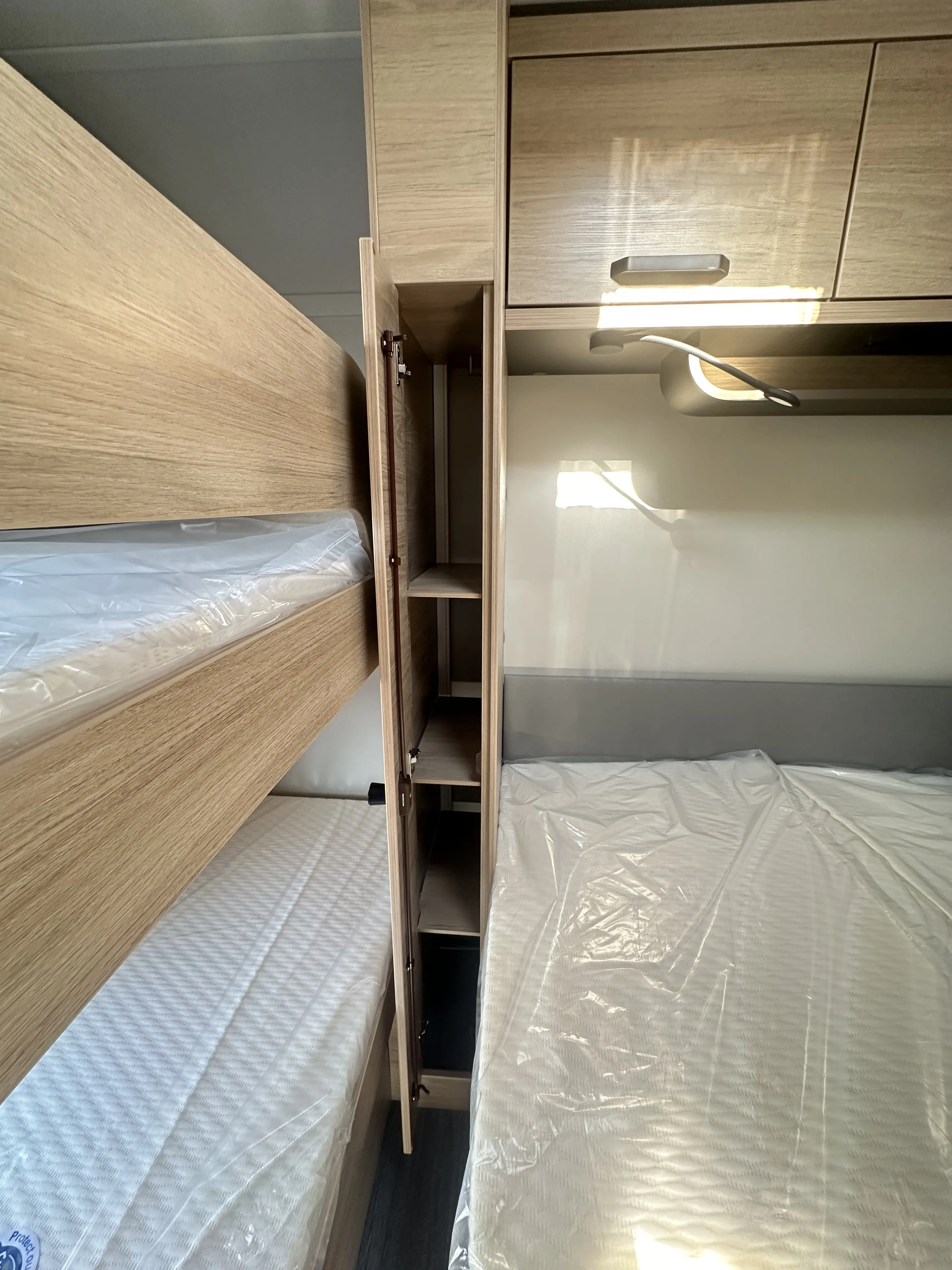 WB CaraOne 550 UK 5228 (20)0.webp