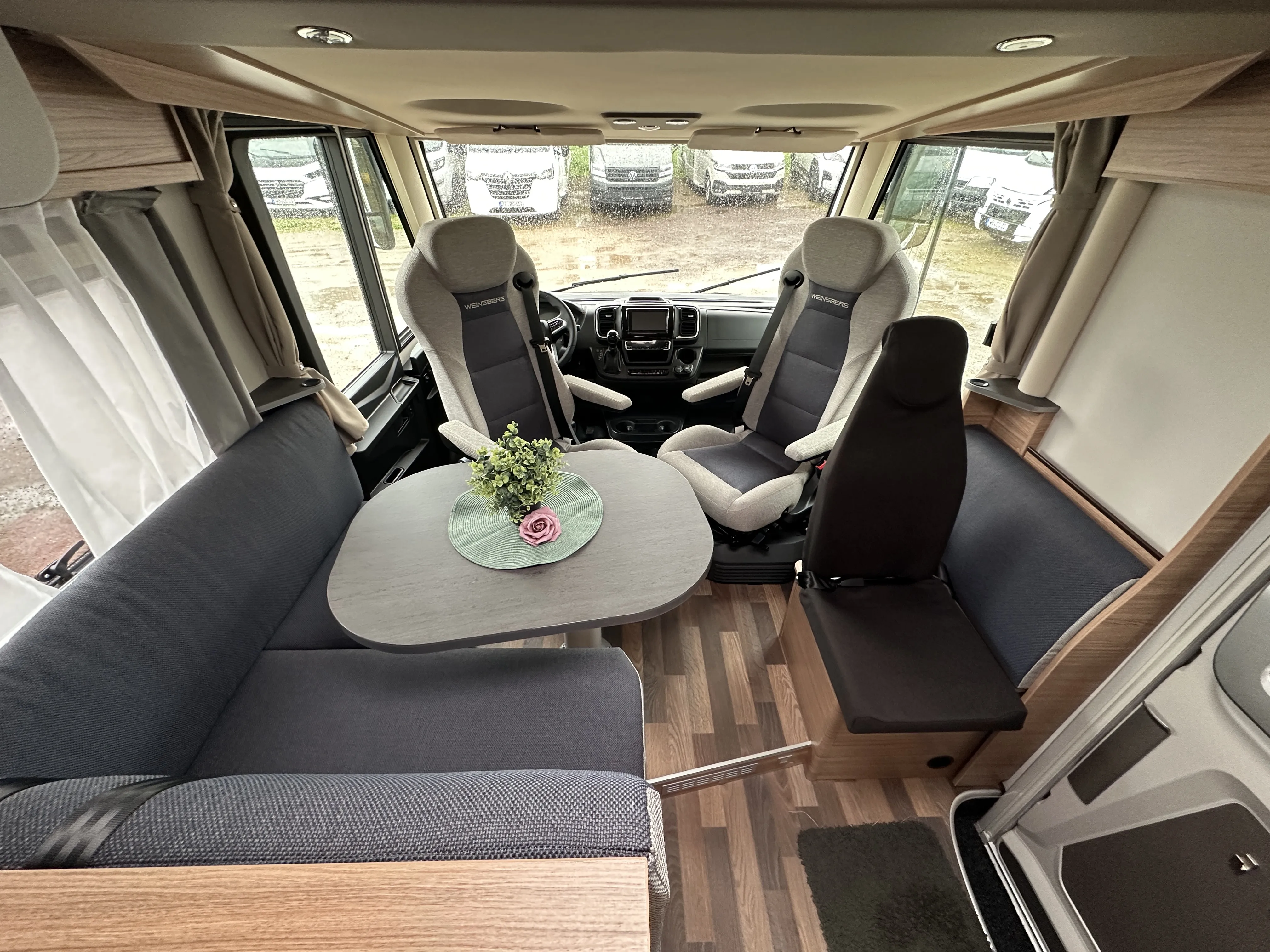 WB CaraCore 700 MEG 5081 (9).JPG