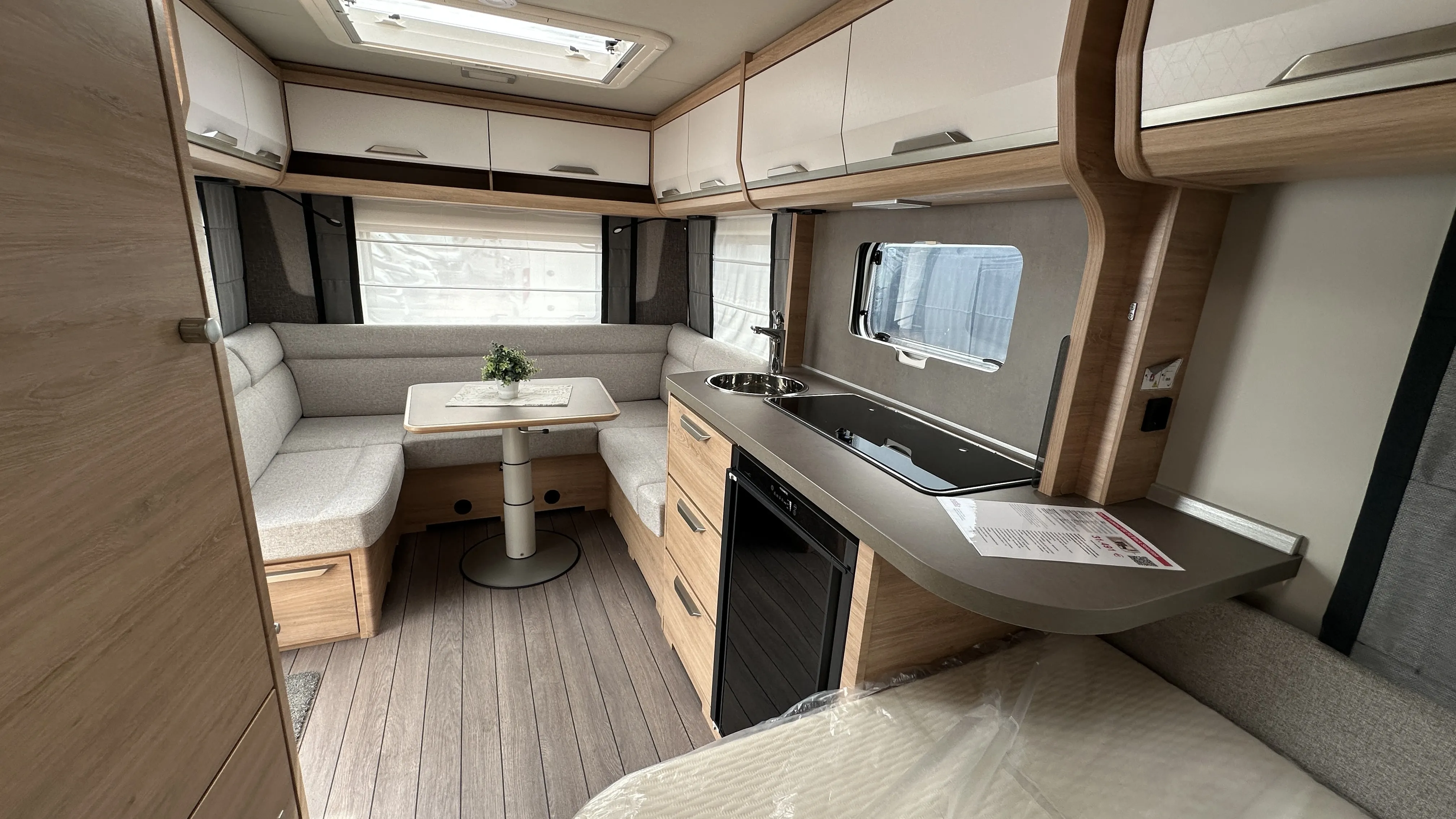 Knaus SW 450 FU 5141 (12).JPG