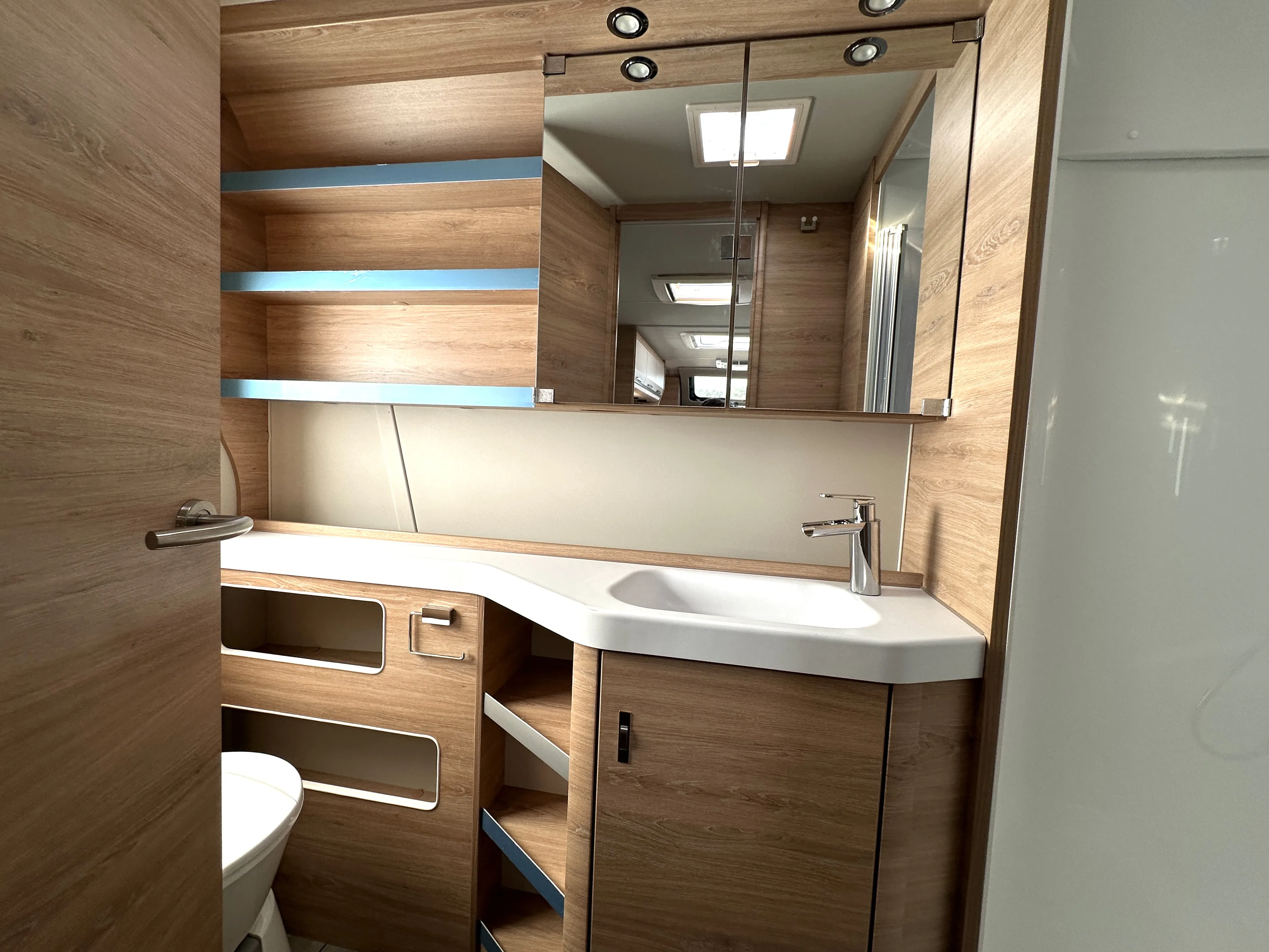 Knaus SW 650 PXB 5272 (17).JPG