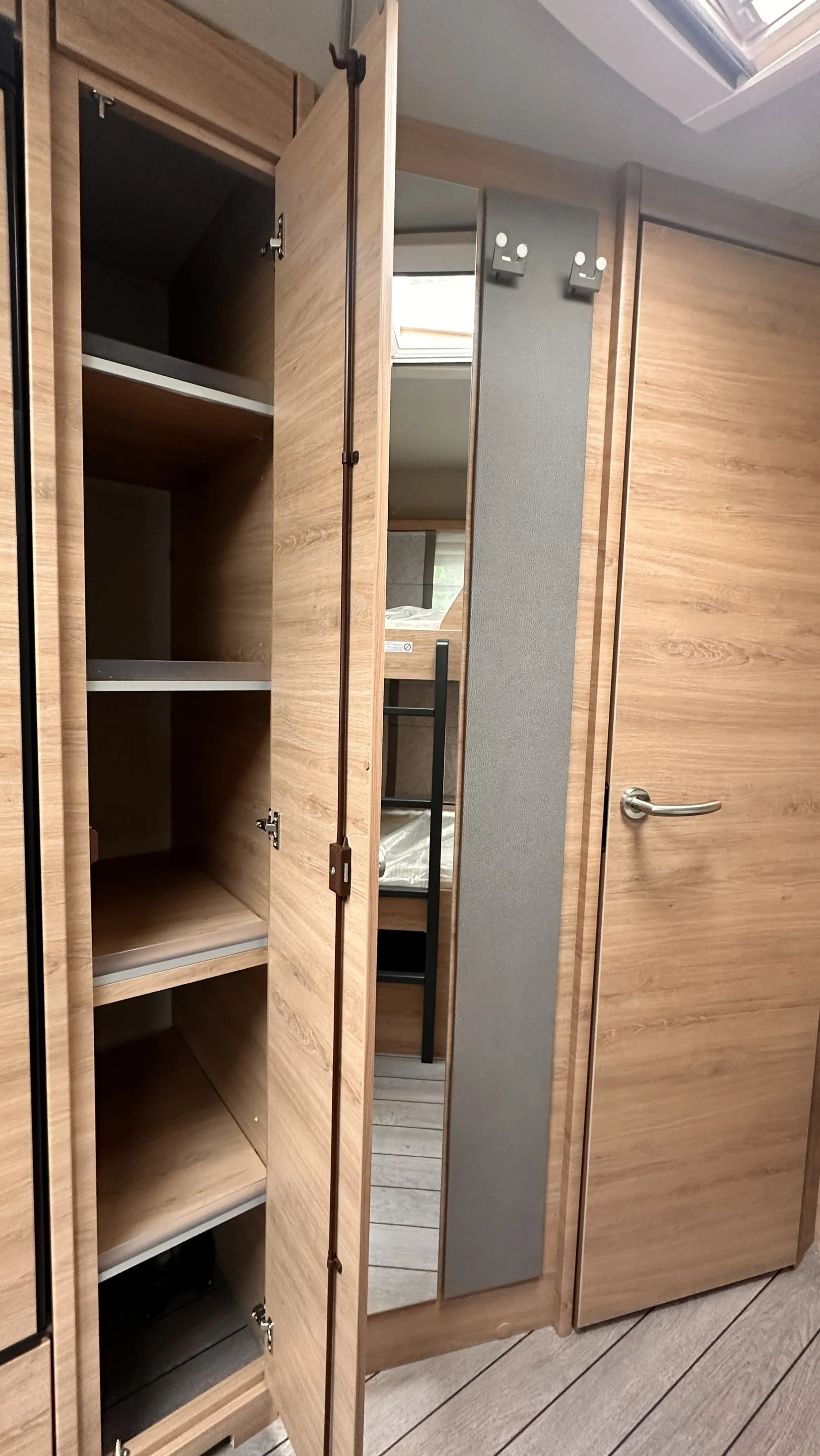 Knaus SW 580 QS 4893 (17).JPG