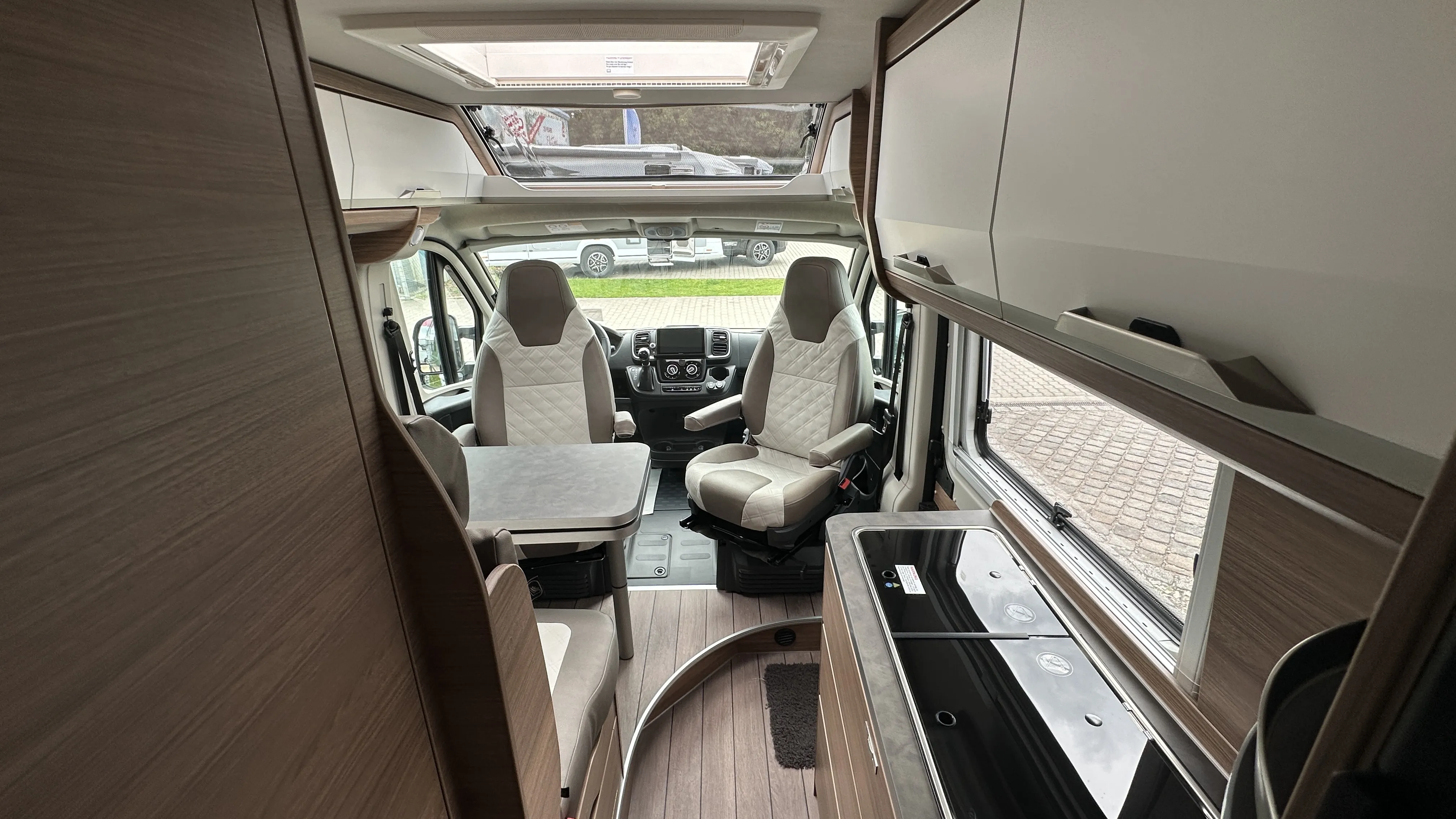 Knaus Boxlife 600 4836 Miet 3 (6).JPG
