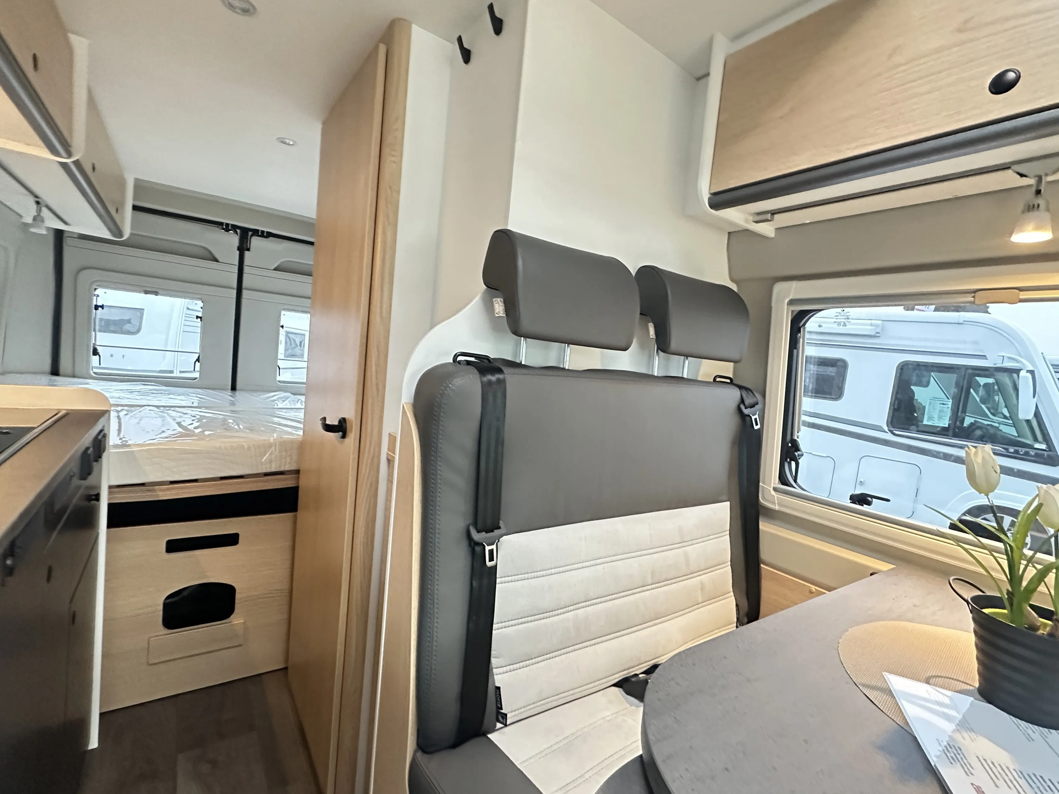 Sunlight Cliff 600 - 5025 (9).44332769.JPG