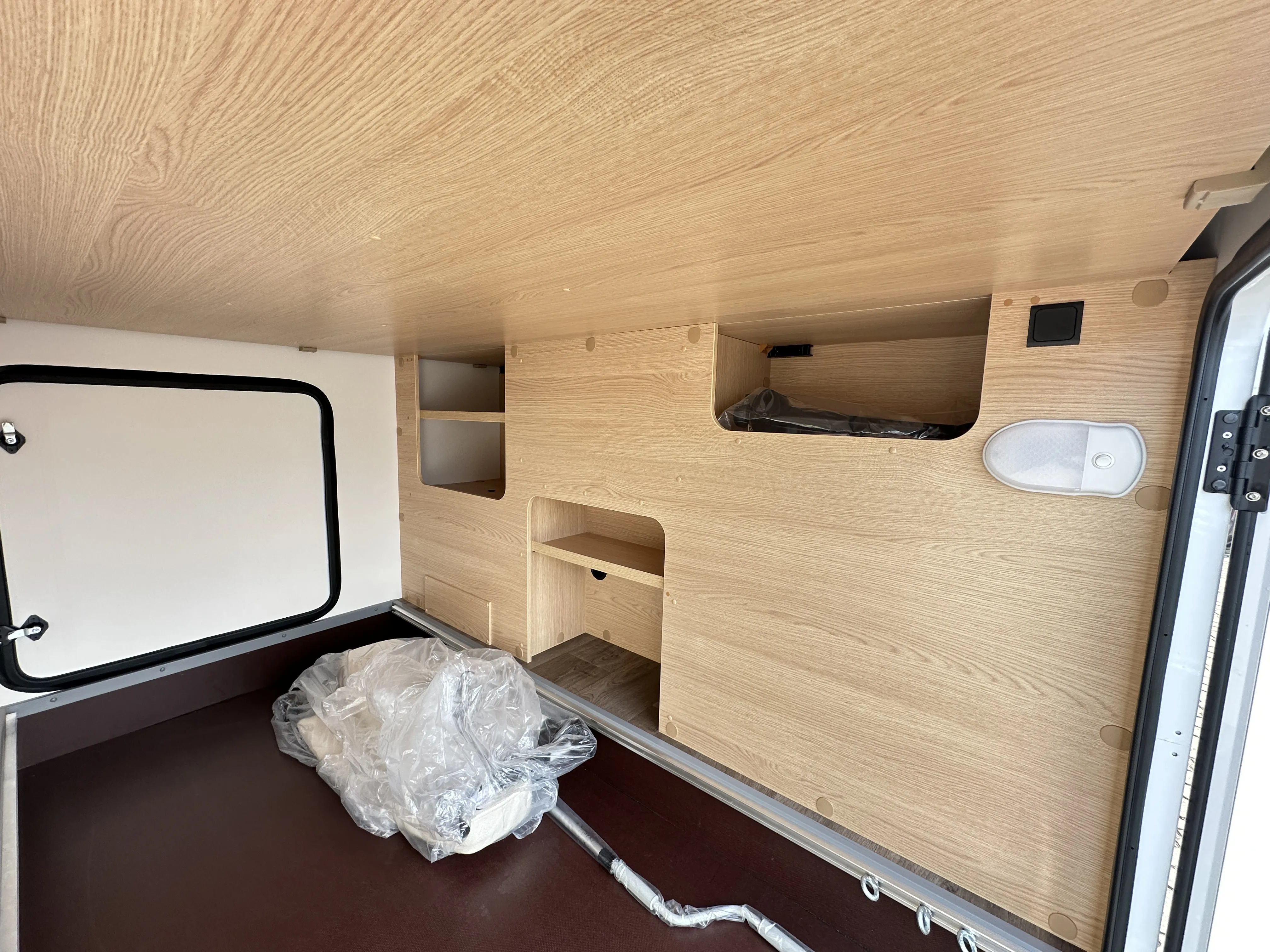 Sunlight T68 C 5031 (6).JPG