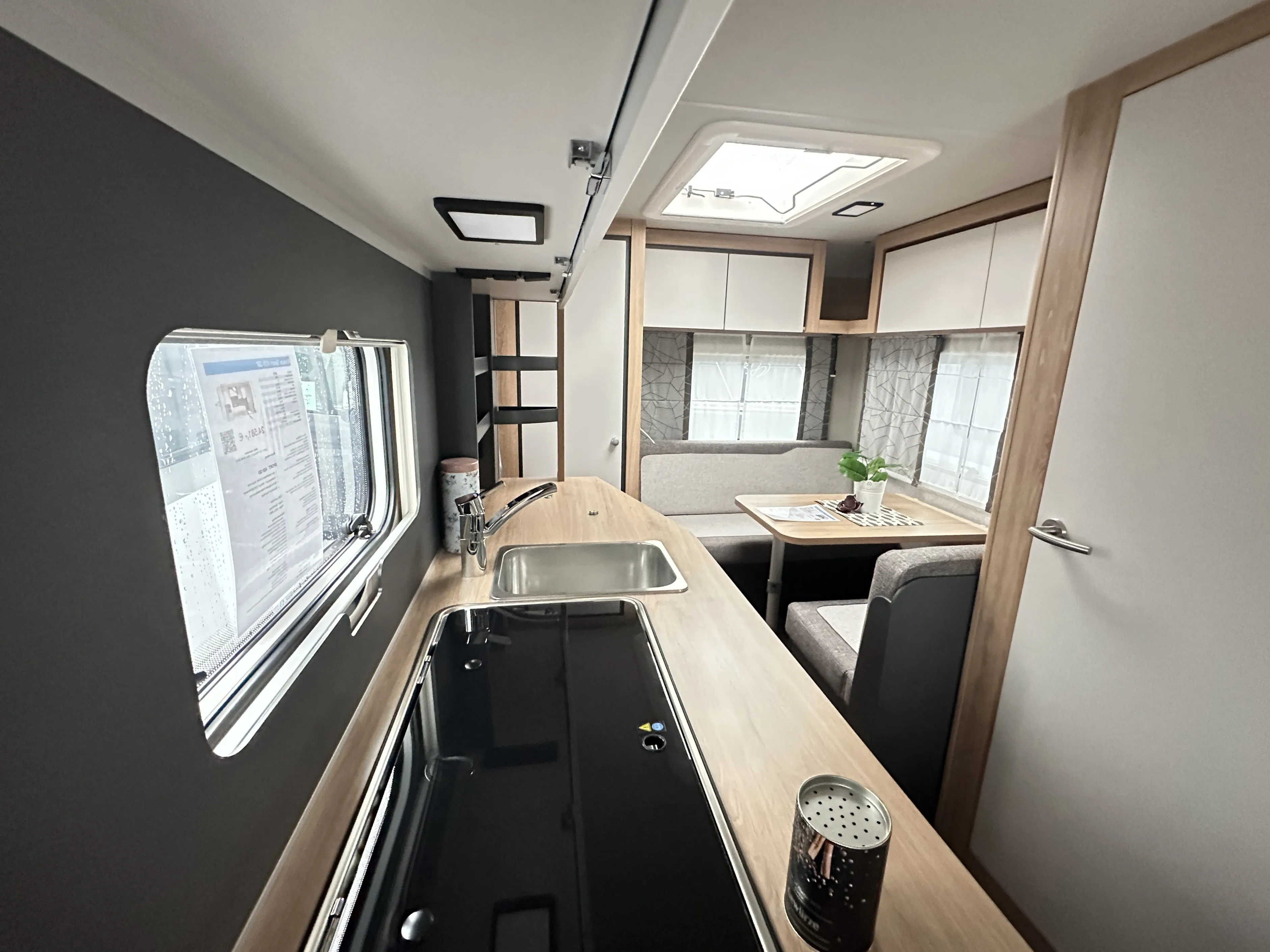 Knaus sport 420 QD 4970 (10).JPG