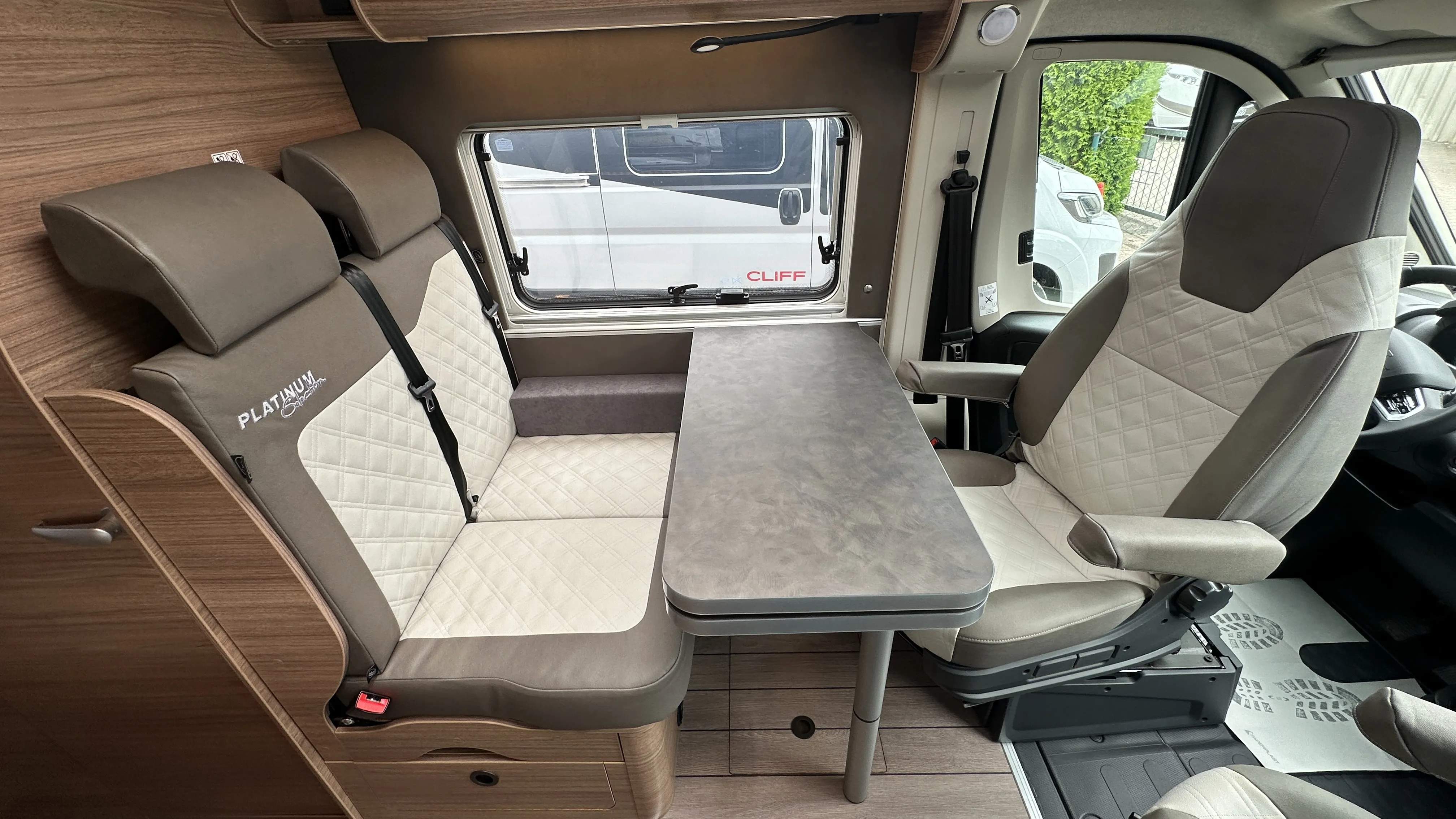 Knaus Boxlife 600 4836 Miet 3 (11).JPG