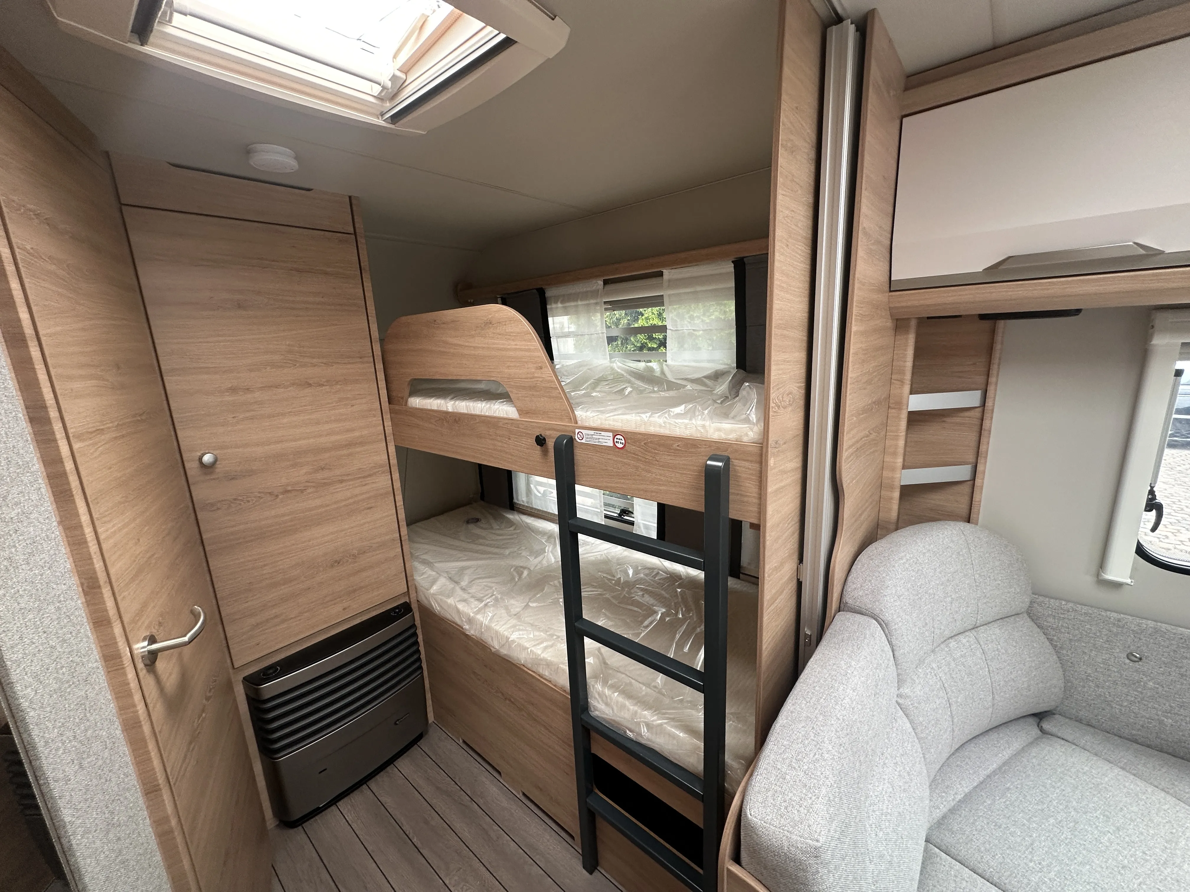Knaus SW 580 QS  5143 (7).JPG
