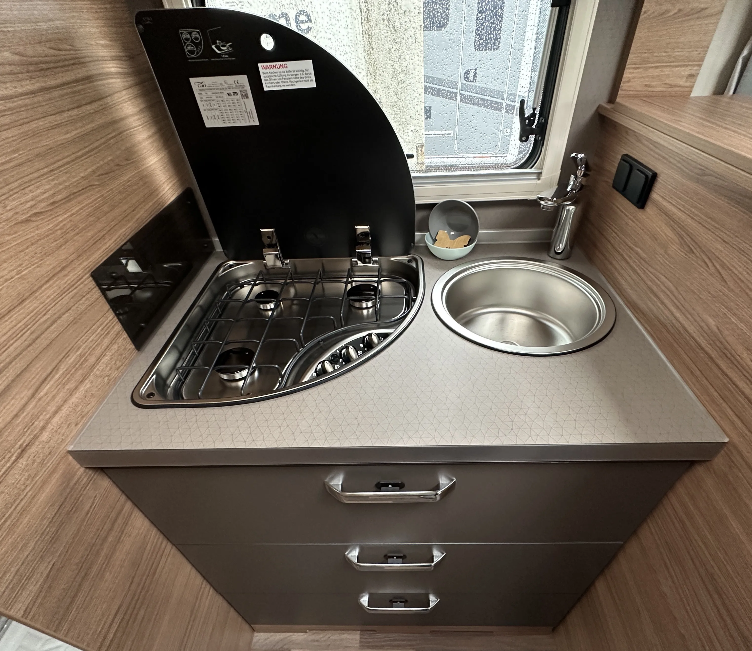 WB CaraCore 700 MEG 5081 (10).JPG