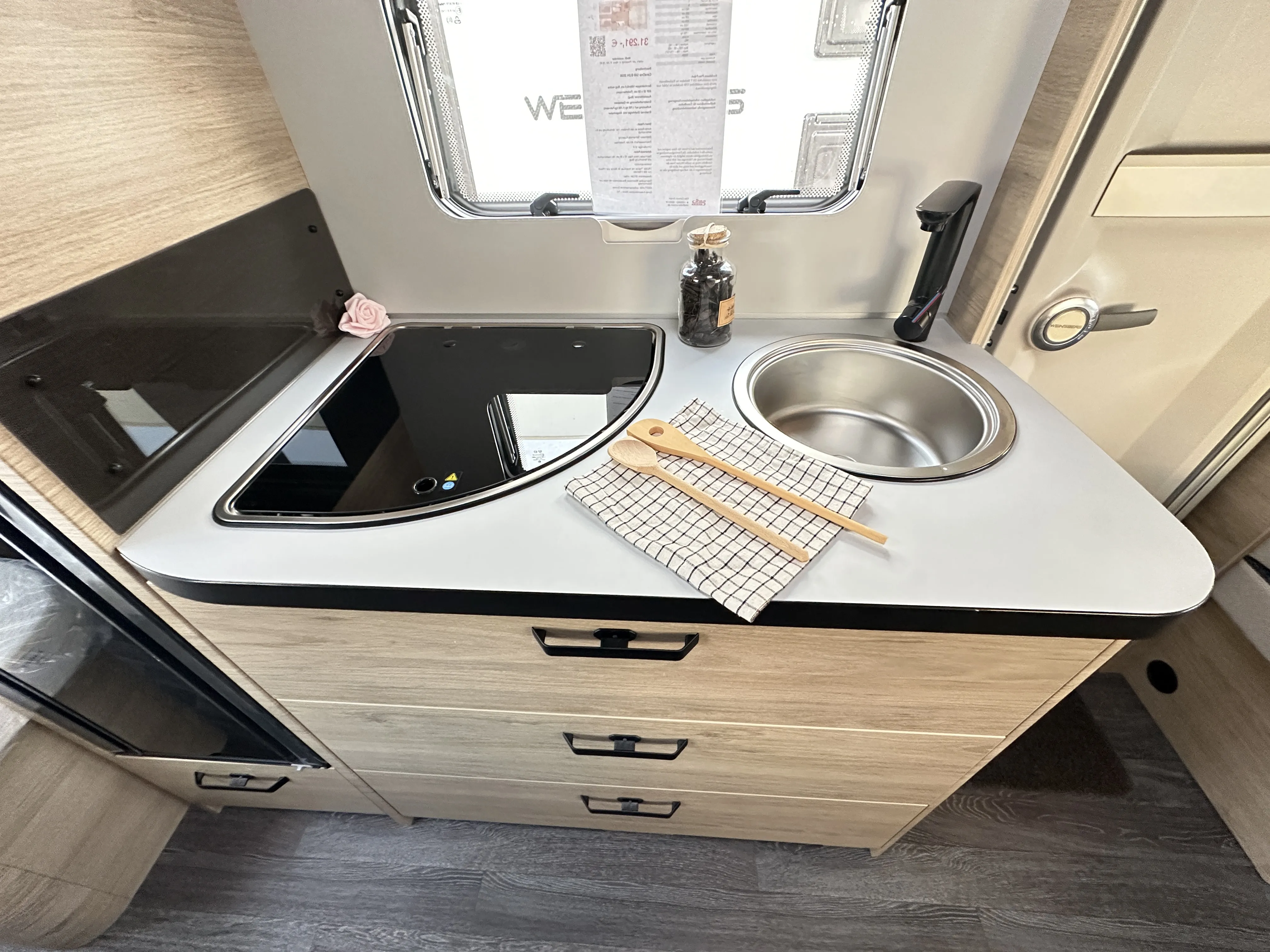 WB CaraOne 540 EUH 5014 (12).JPG