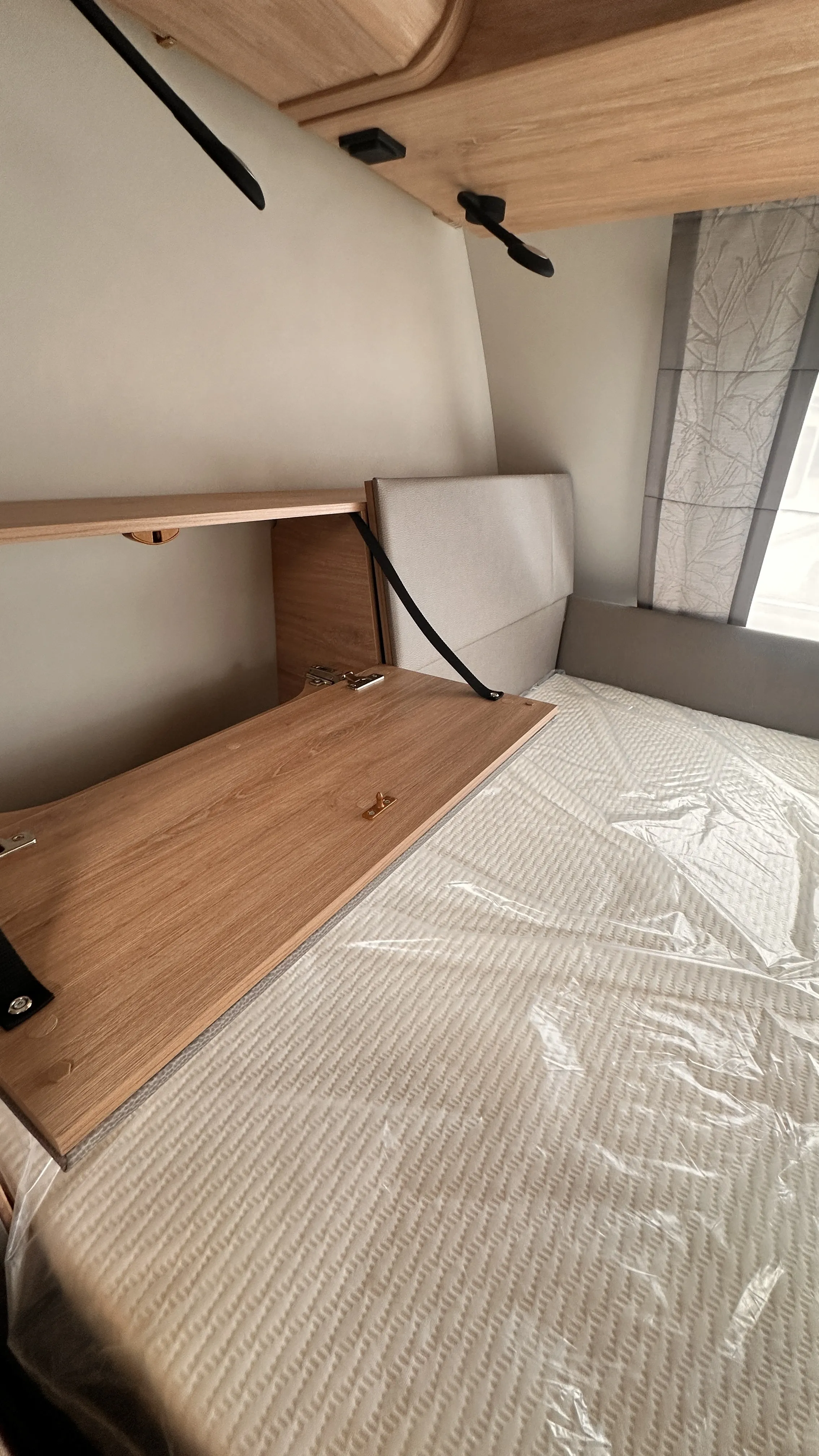 Knaus SW 580 QS 4893 (18).JPG