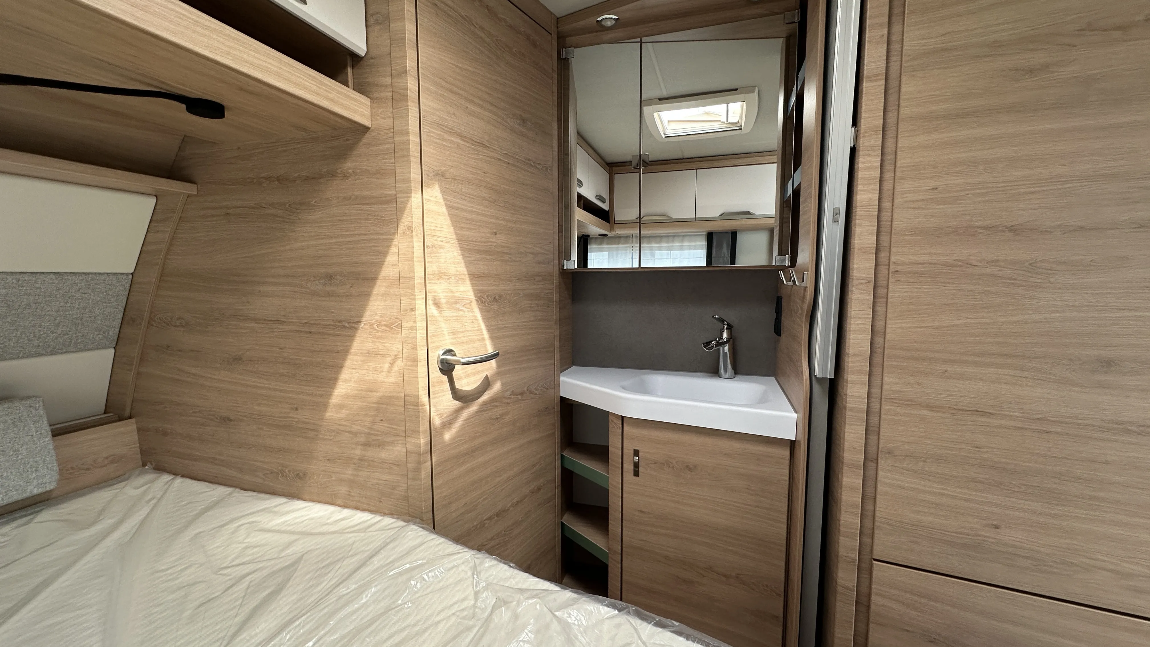 Knaus SW 450 FU 5141 (14).JPG