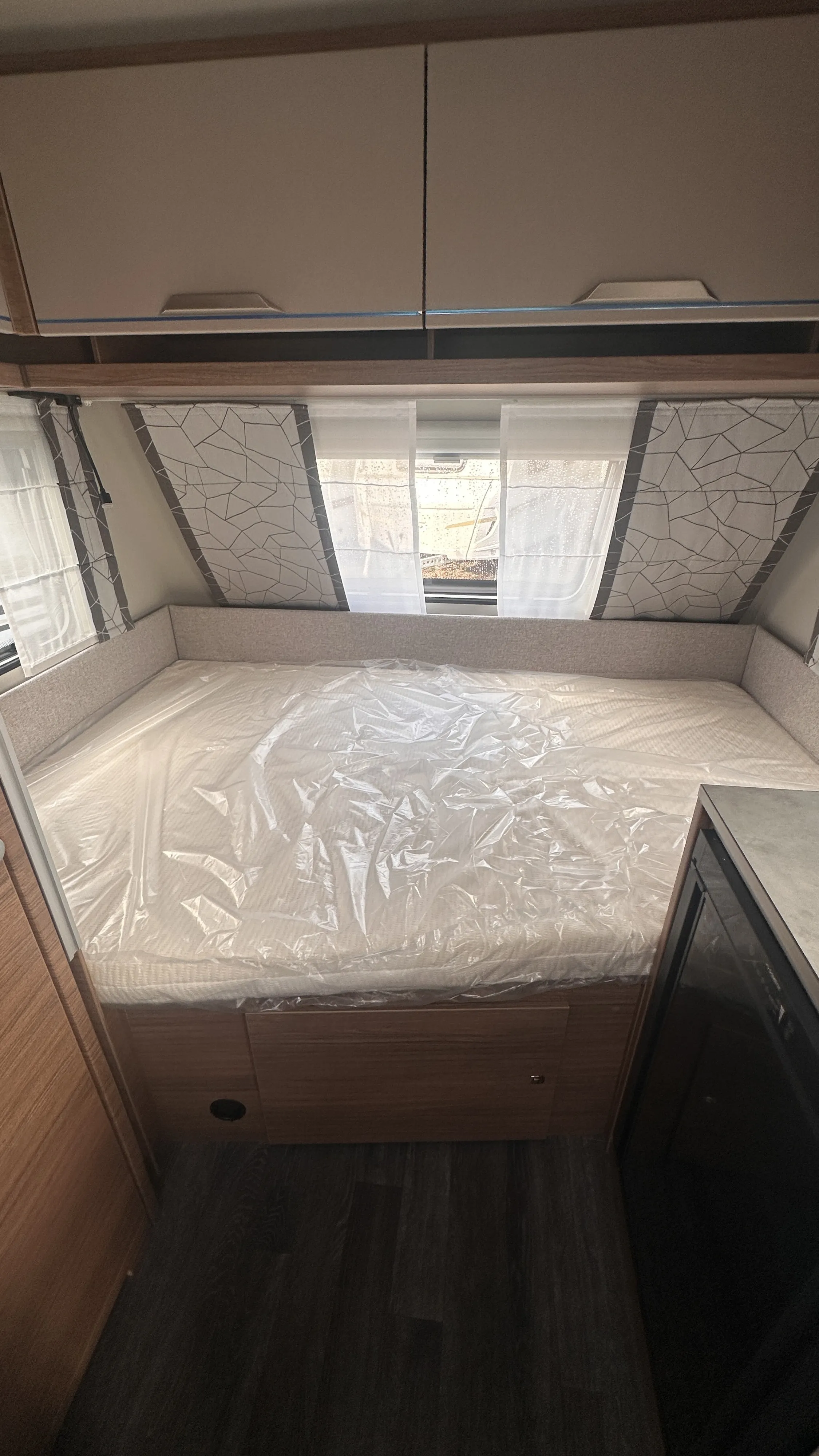 Knaus sport 400 QD 4745 (5).JPG