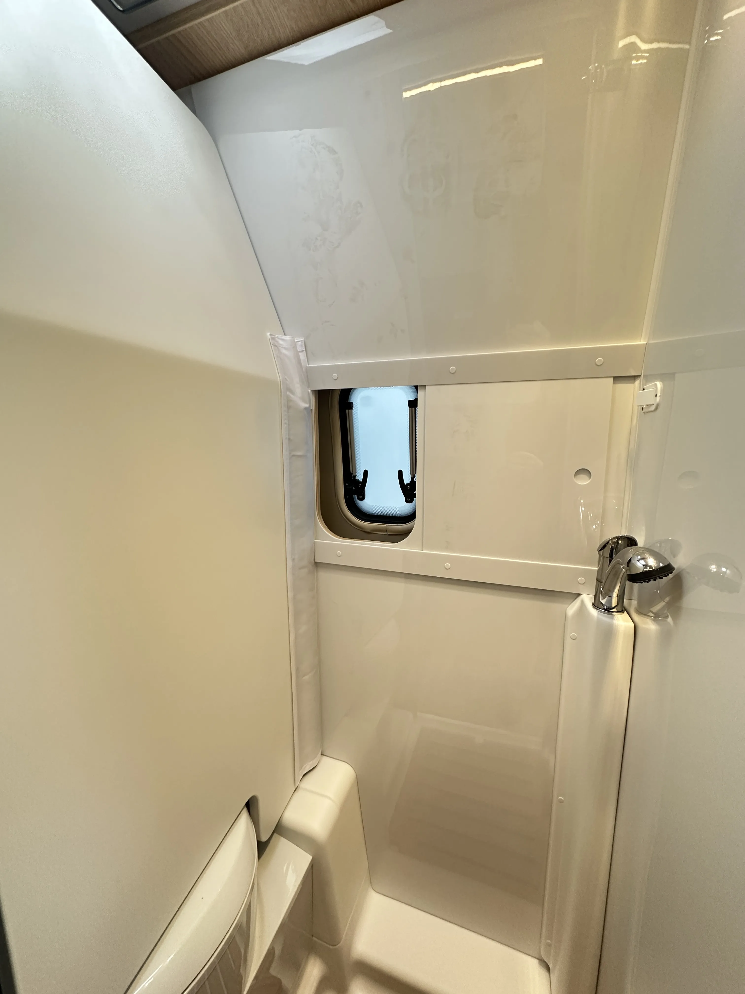 Sunlight Cliff 640  - 5033 (12)10.webp