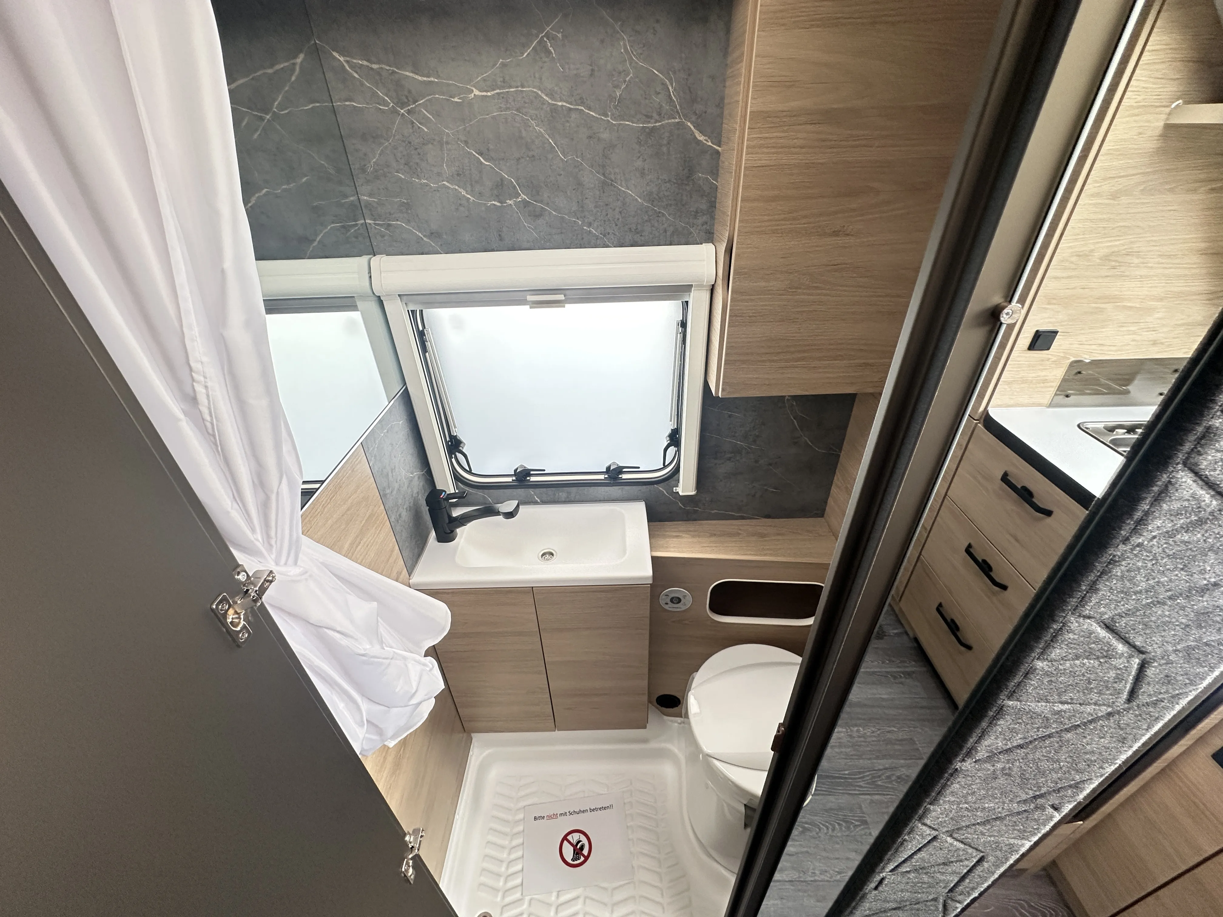 WB CaraOne 390 PUH 2026 - 4980 (19).JPG