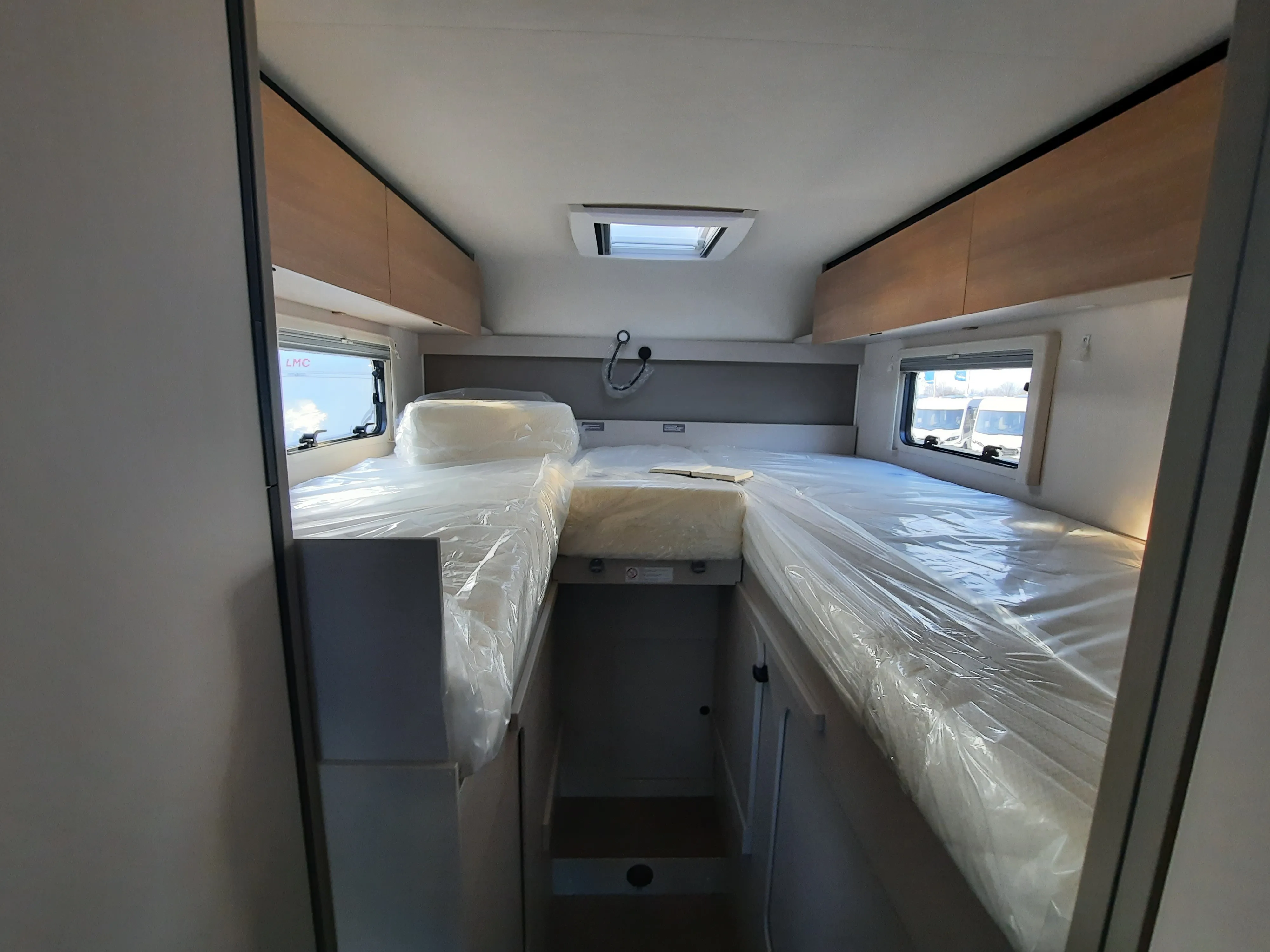 Bett.43311572.jpg