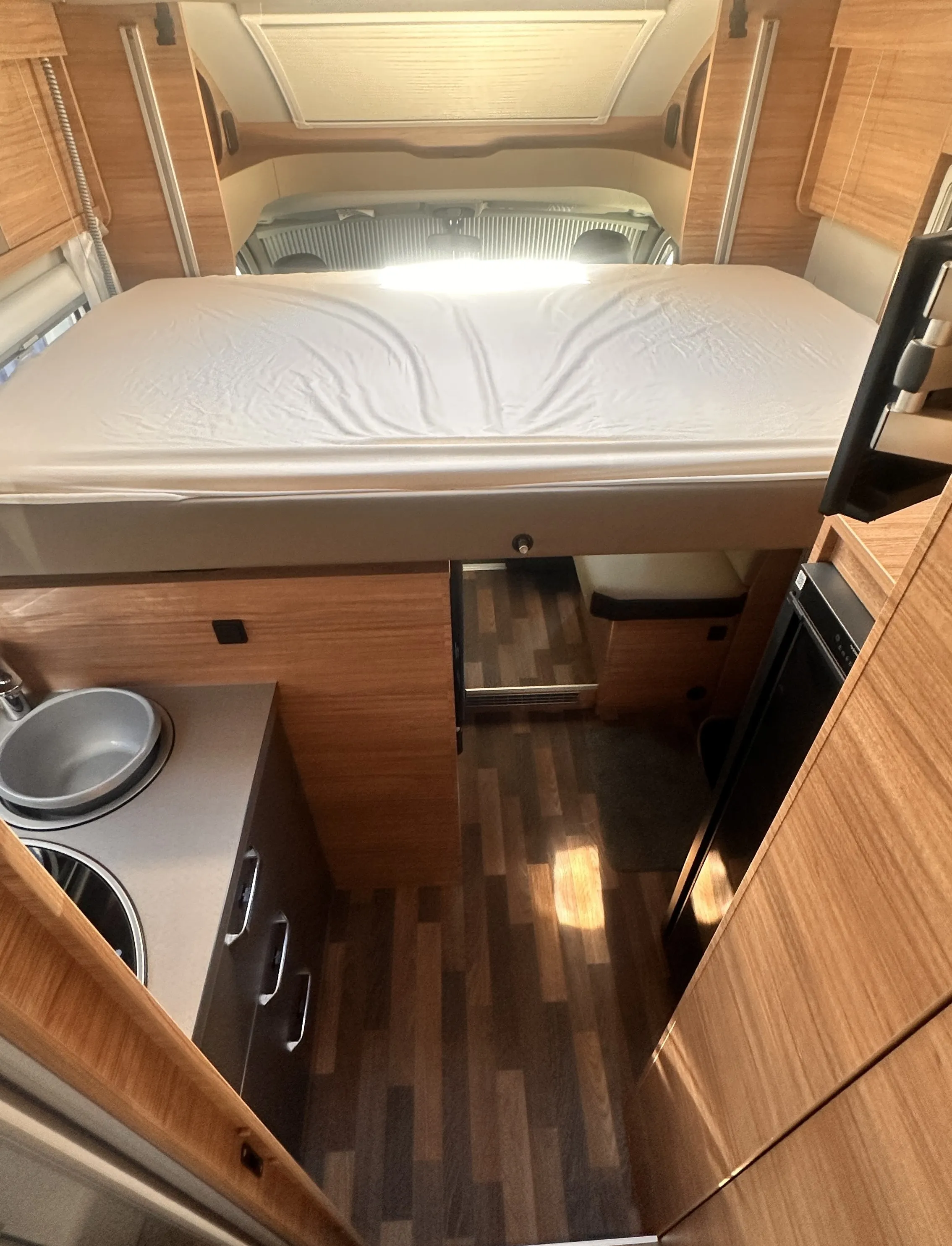 WB CaraSuite 700 ME 4851 Miet 50  (17).JPG