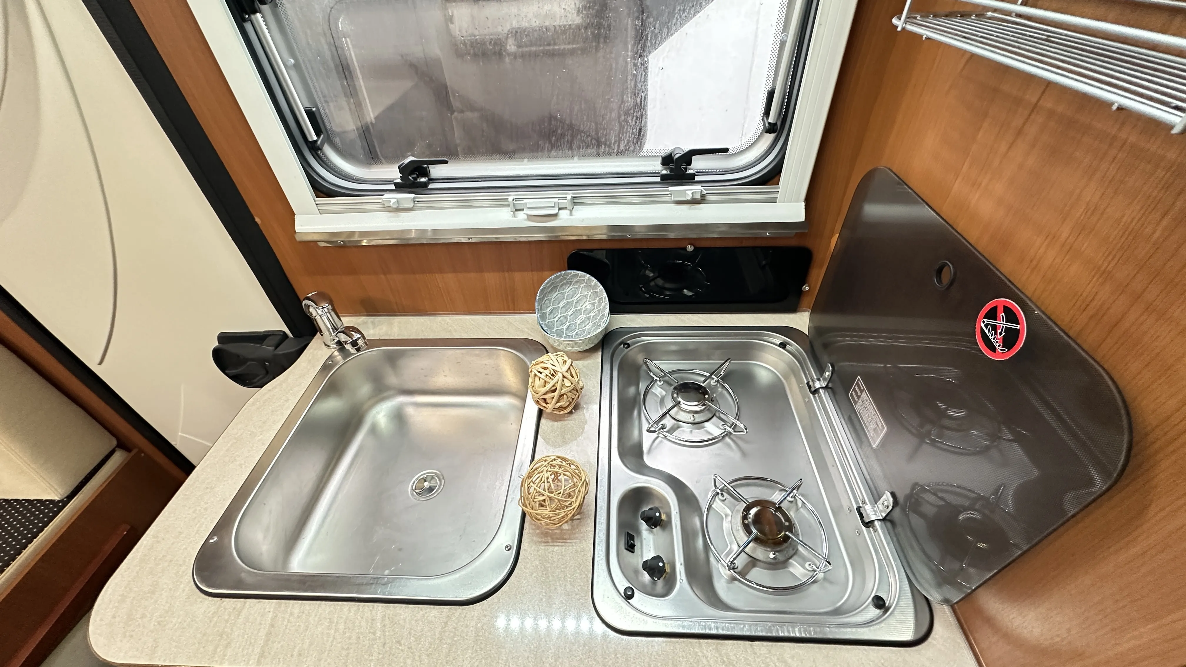 Miller Toronto 690  - 5029 (3).JPG