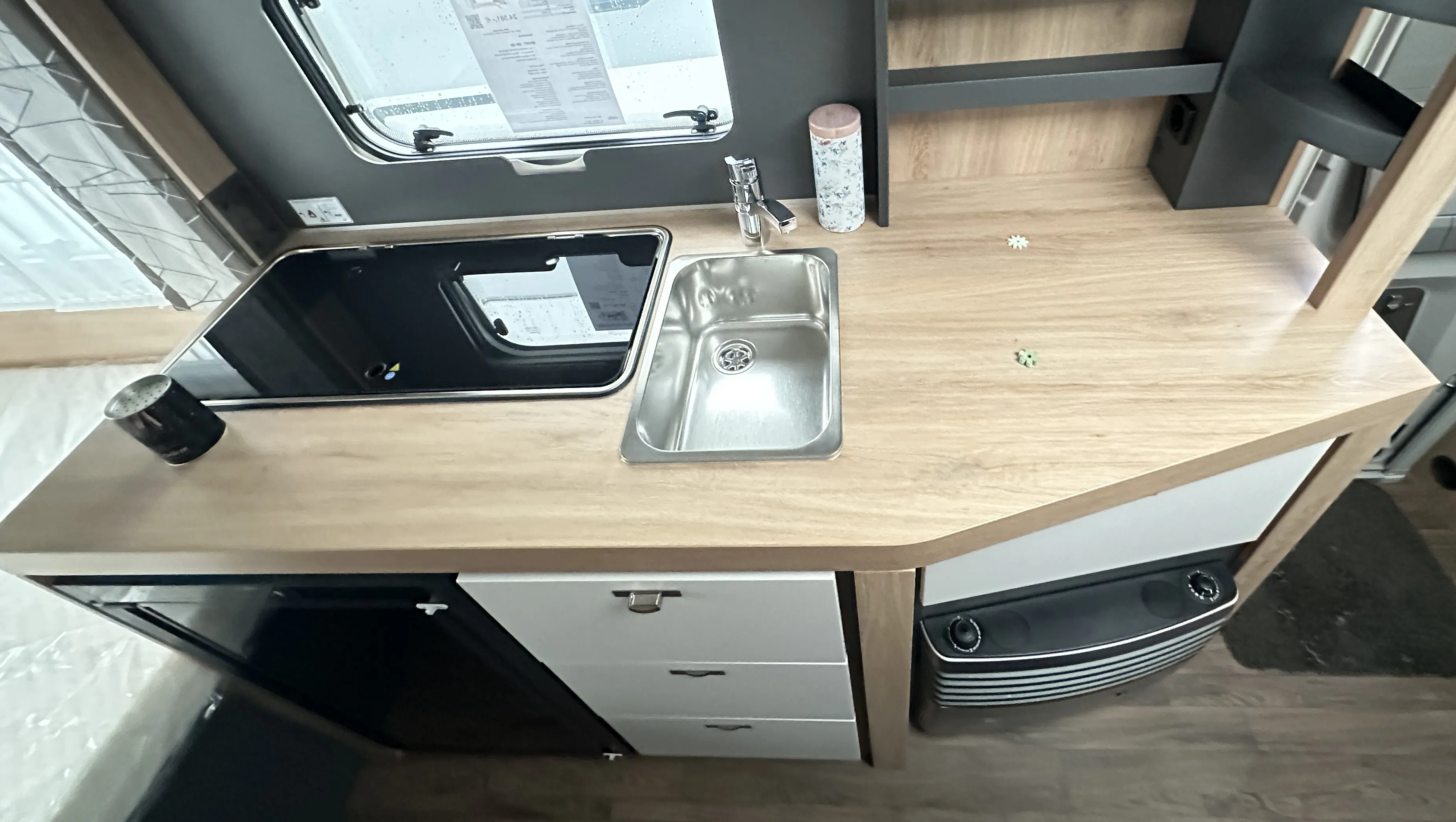 Knaus sport 420 QD 4970 (14).JPG