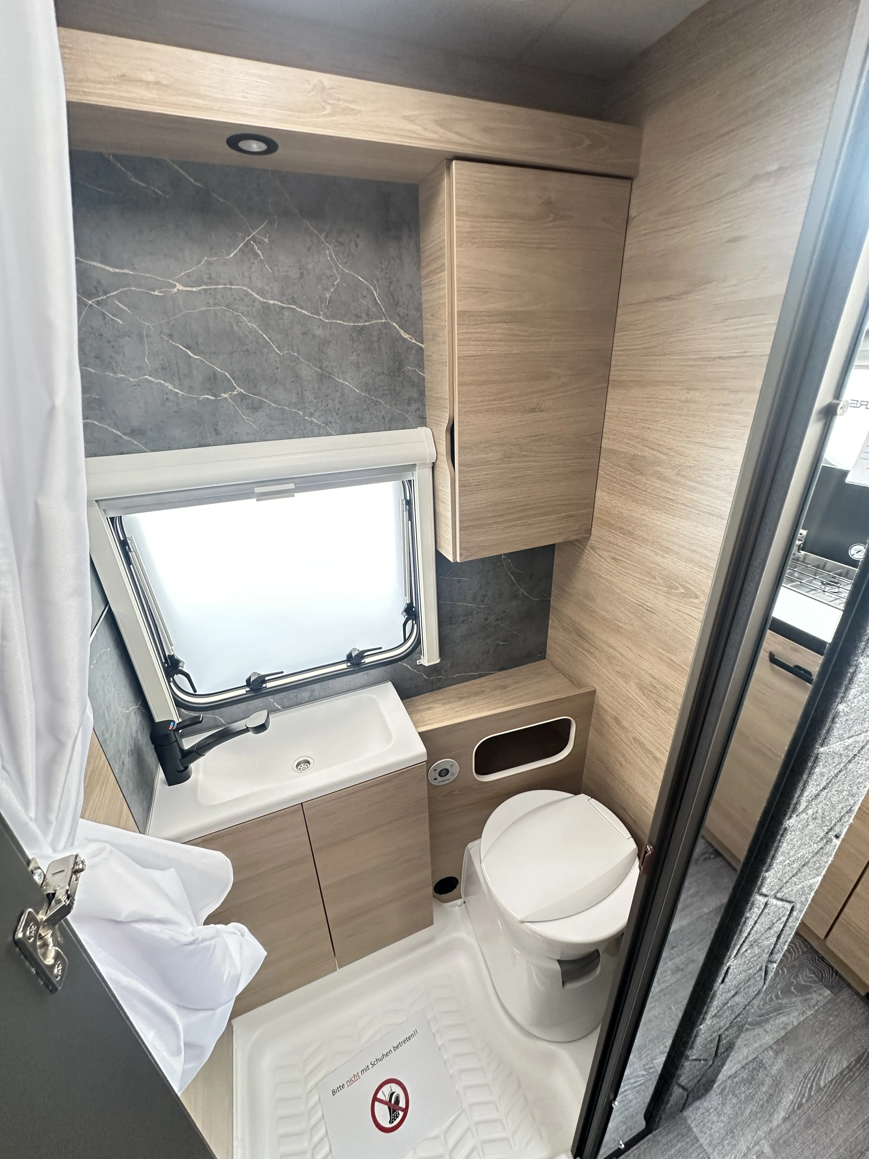 WB CaraOne 390 PUH 2026 - 4980 (18)3.webp