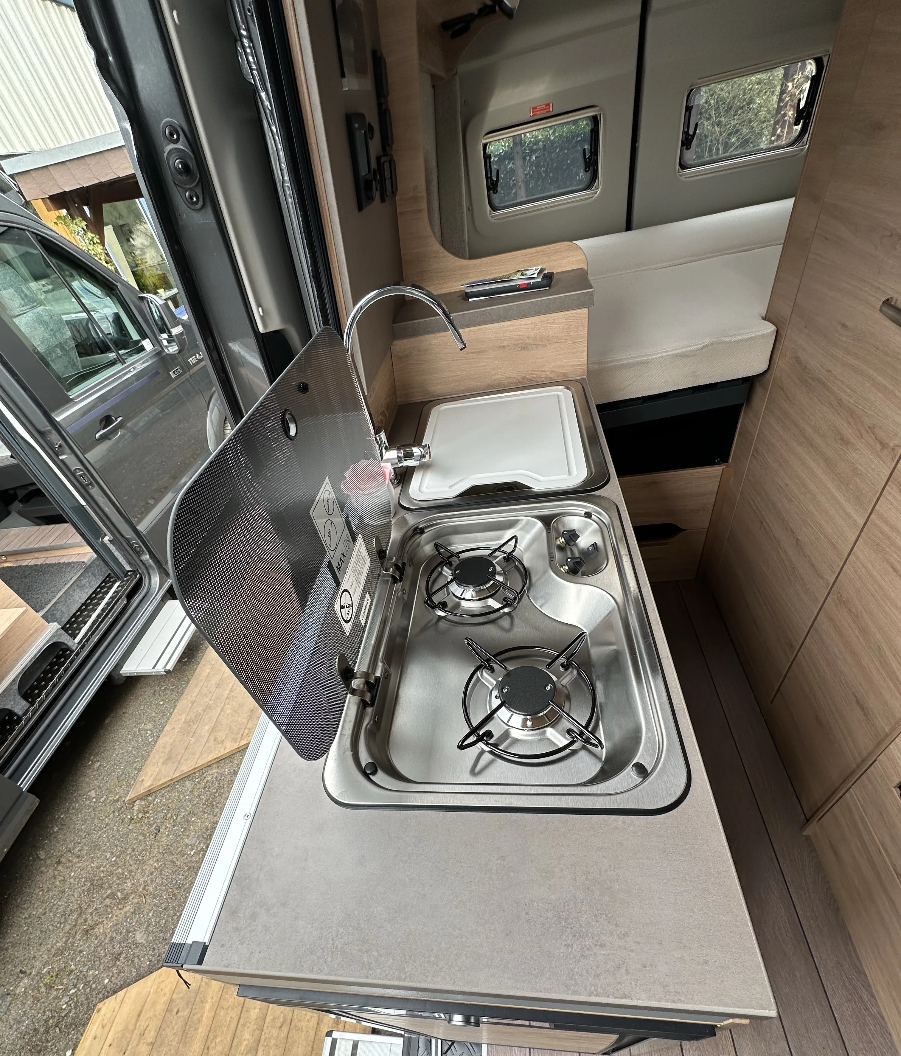 Knaus BoxDrive 600 XL 4341 (10).JPG