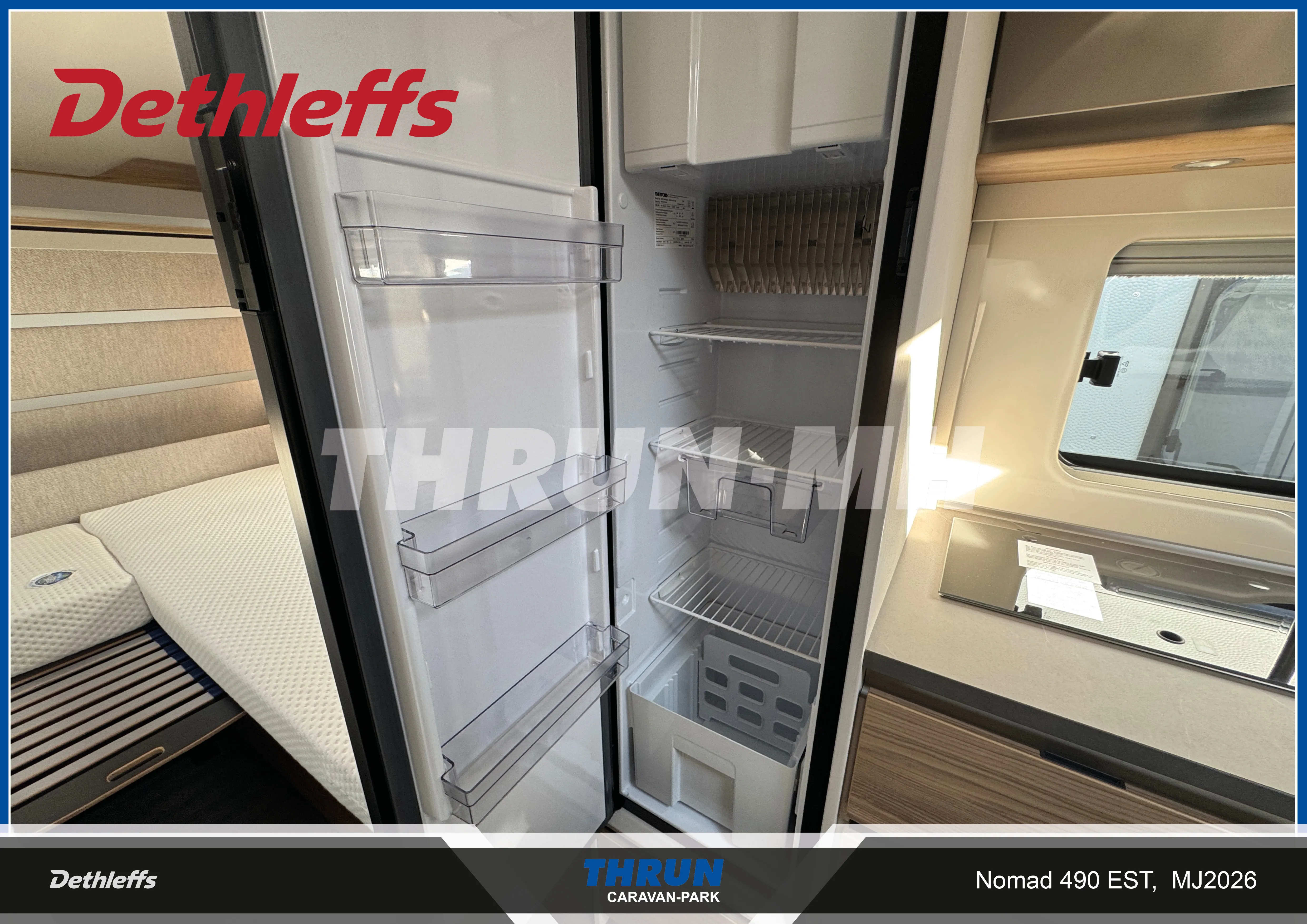 16_Nomad490EST_Kuehlschrank.jpg